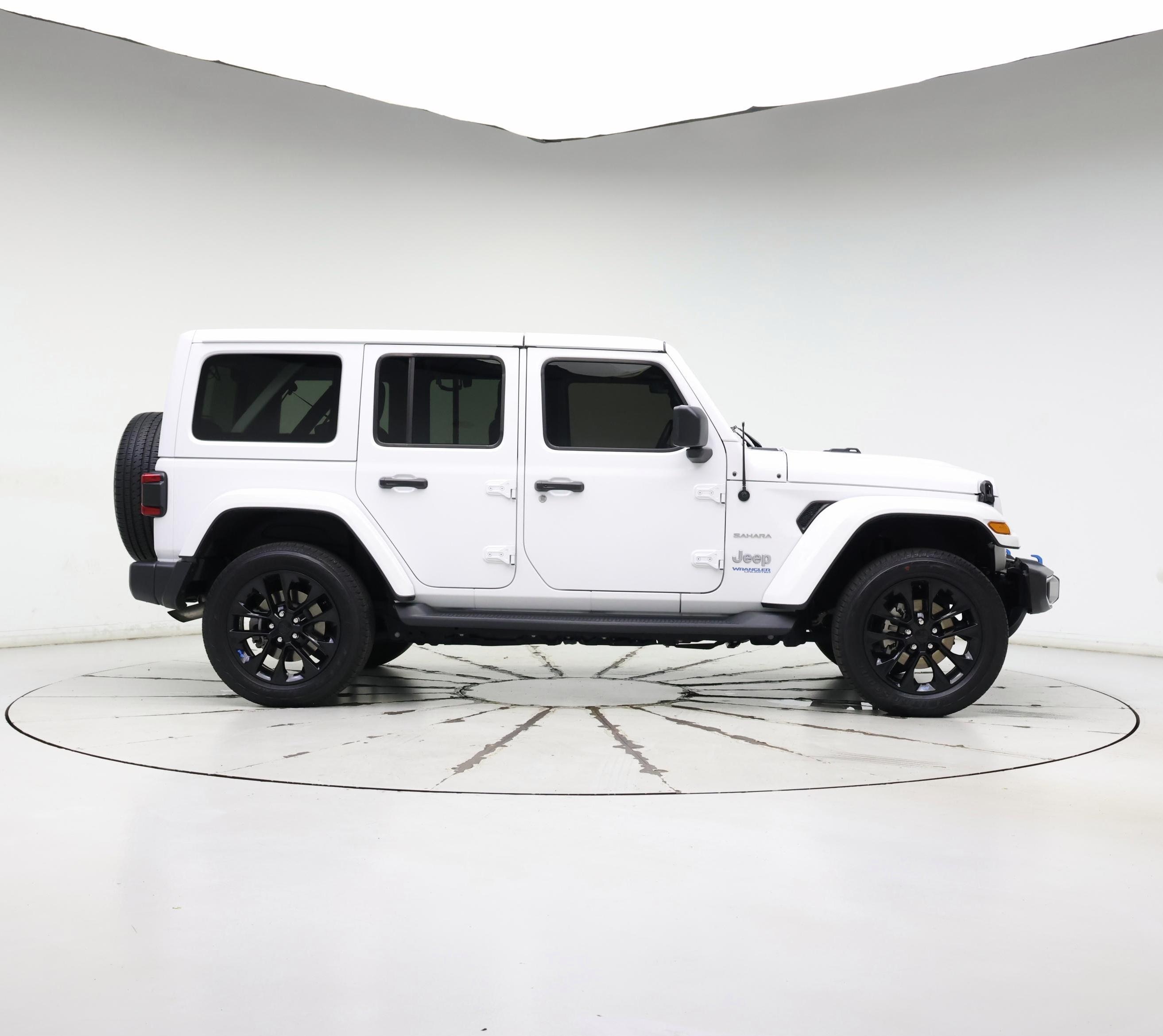 Thumbnail: 2022 Jeep Wrangler - 7
