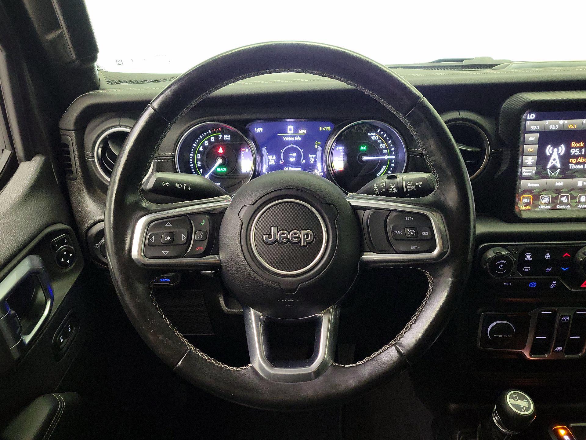 Thumbnail: 2022 Jeep Wrangler - 10