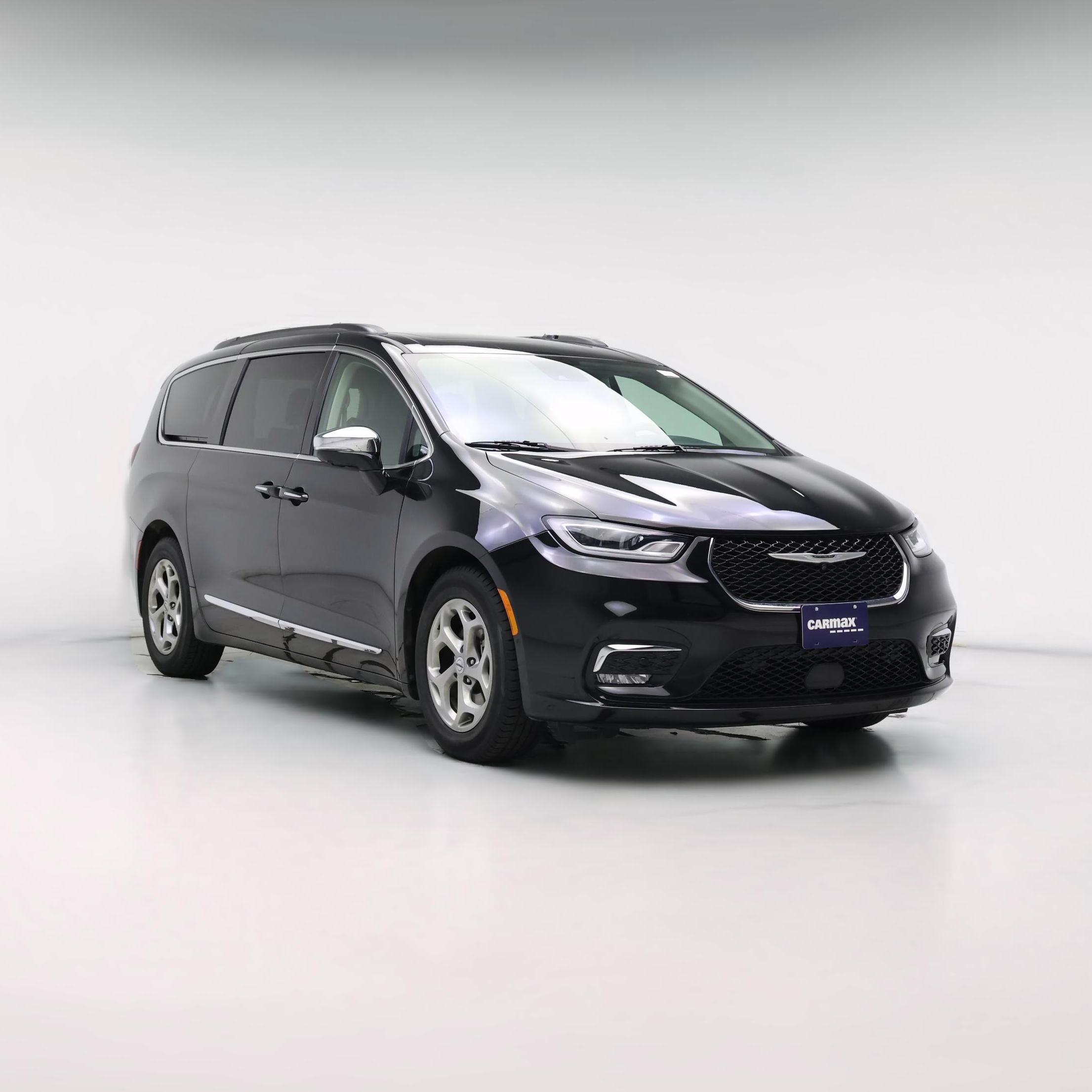 Thumbnail: 2022 Chrysler Pacifica - 1