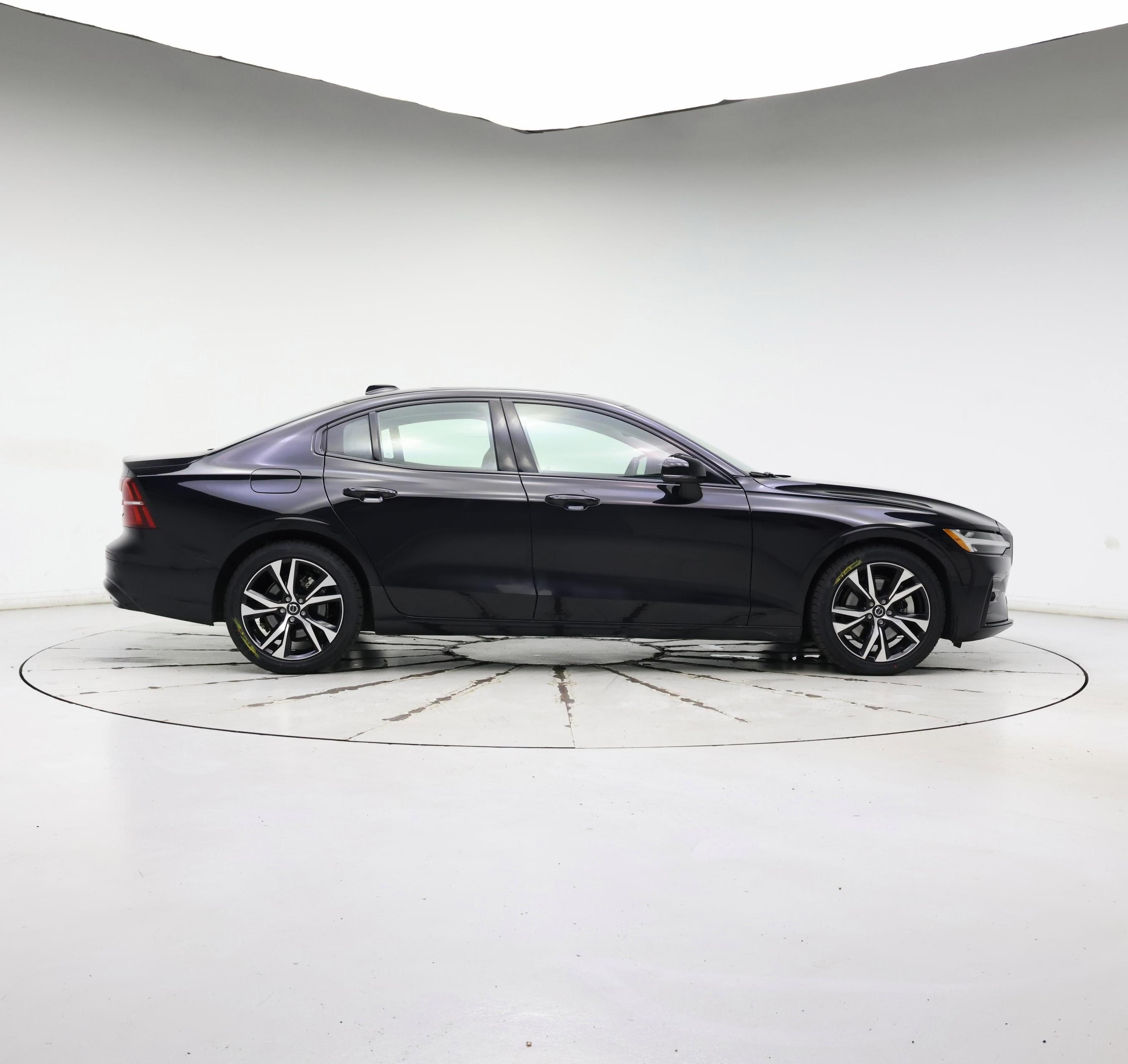 Thumbnail: 2024 Volvo S60 - 7