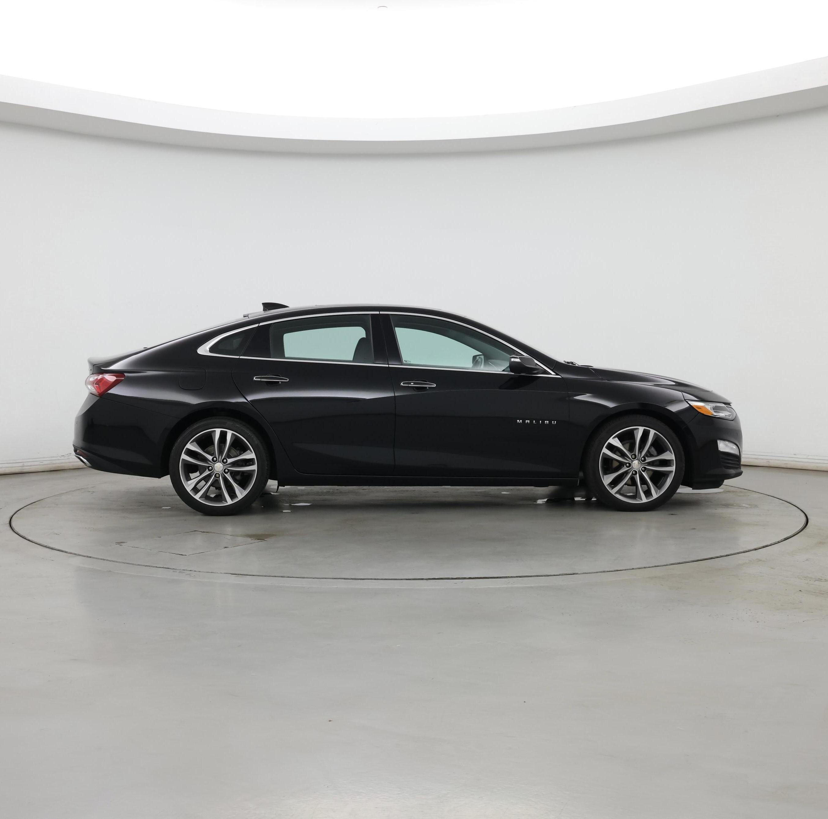 Thumbnail: 2019 Chevrolet Malibu - 7