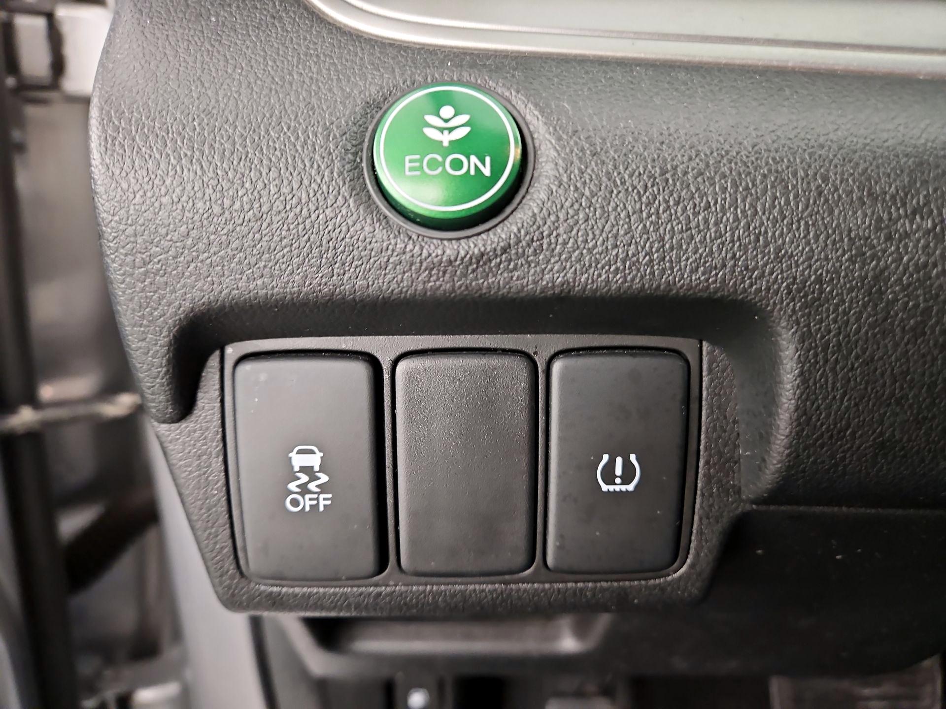 Thumbnail: 2016 Honda CR-V - 13