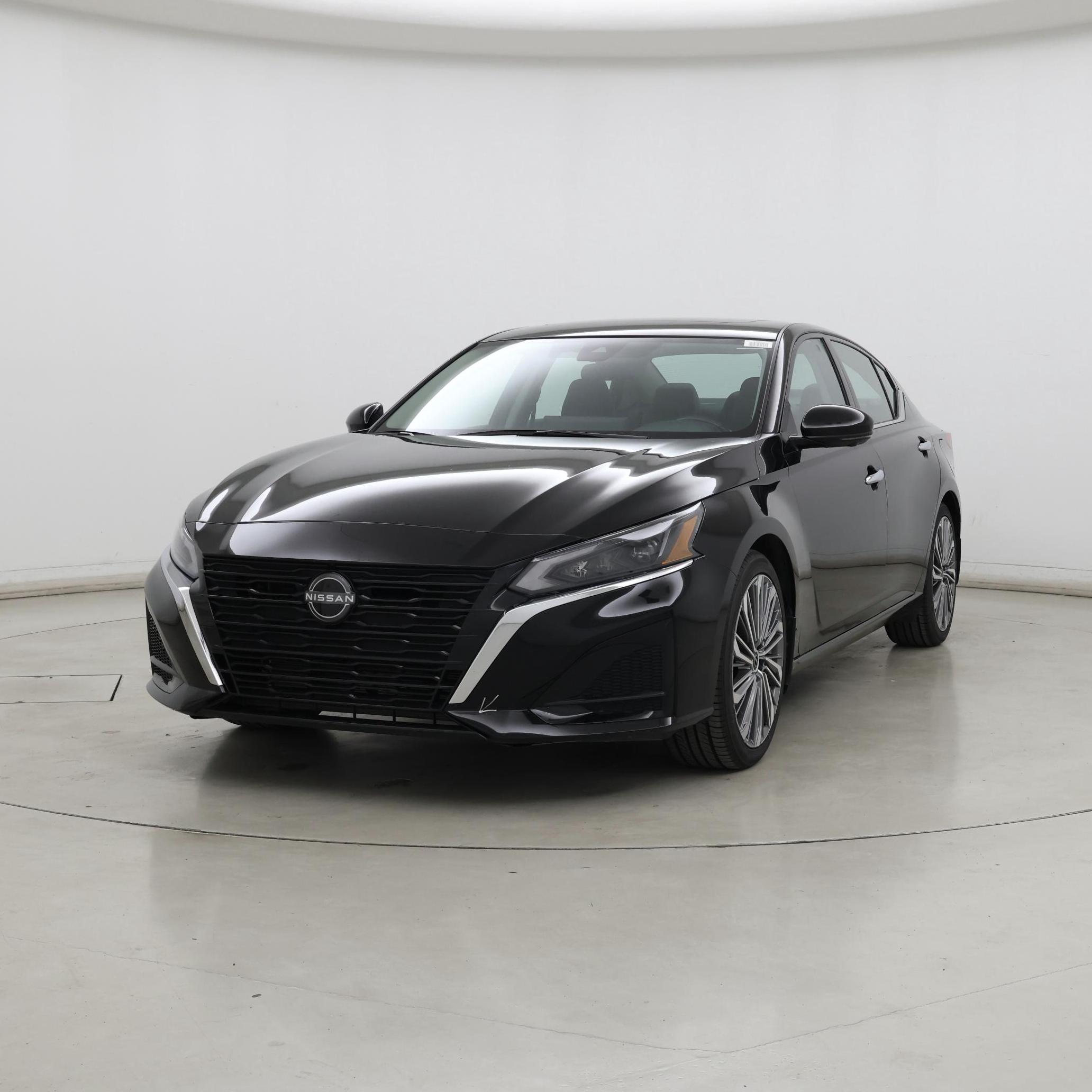 Thumbnail: 2023 Nissan Altima - 4