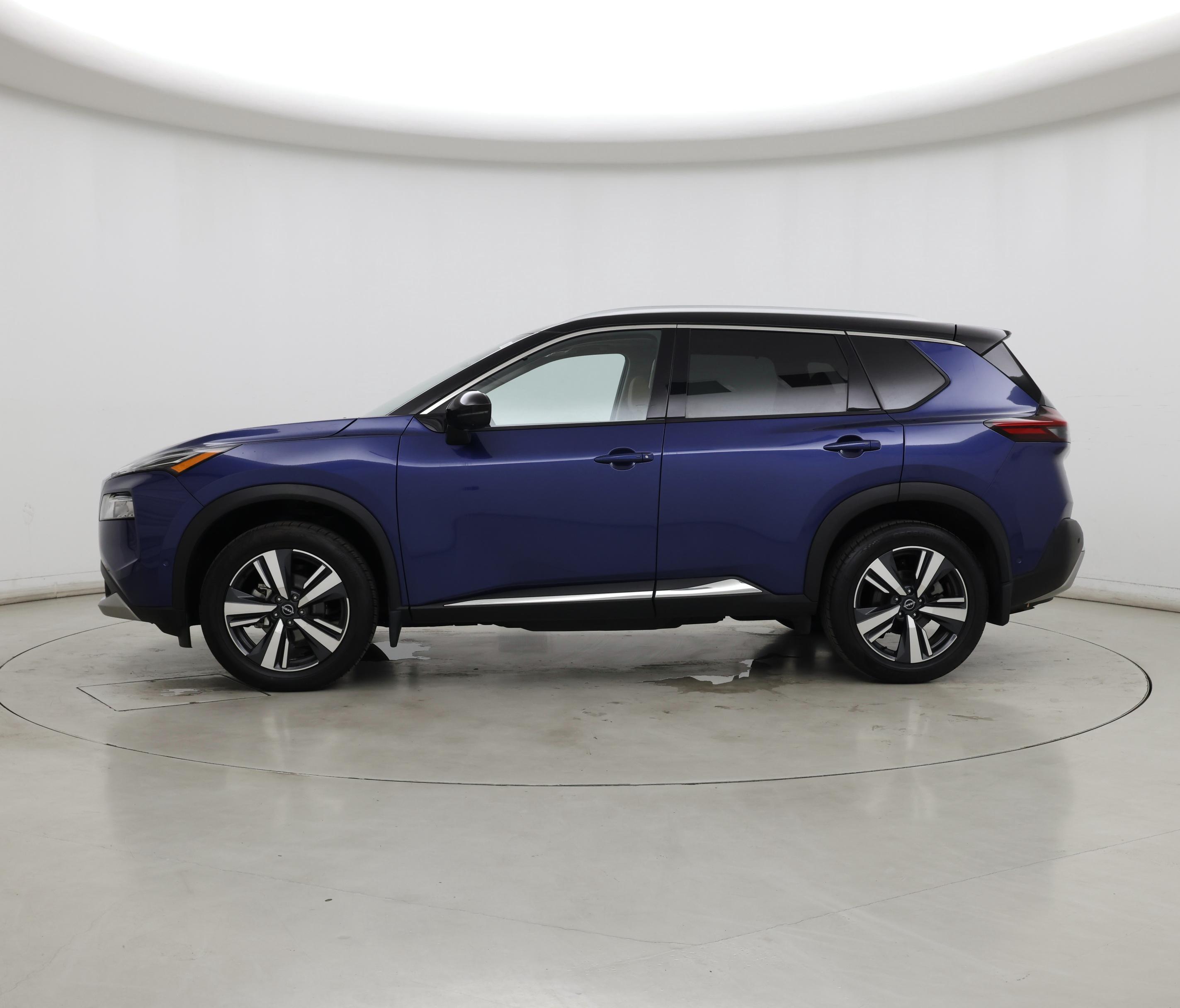 Thumbnail: 2022 Nissan Rogue - 3