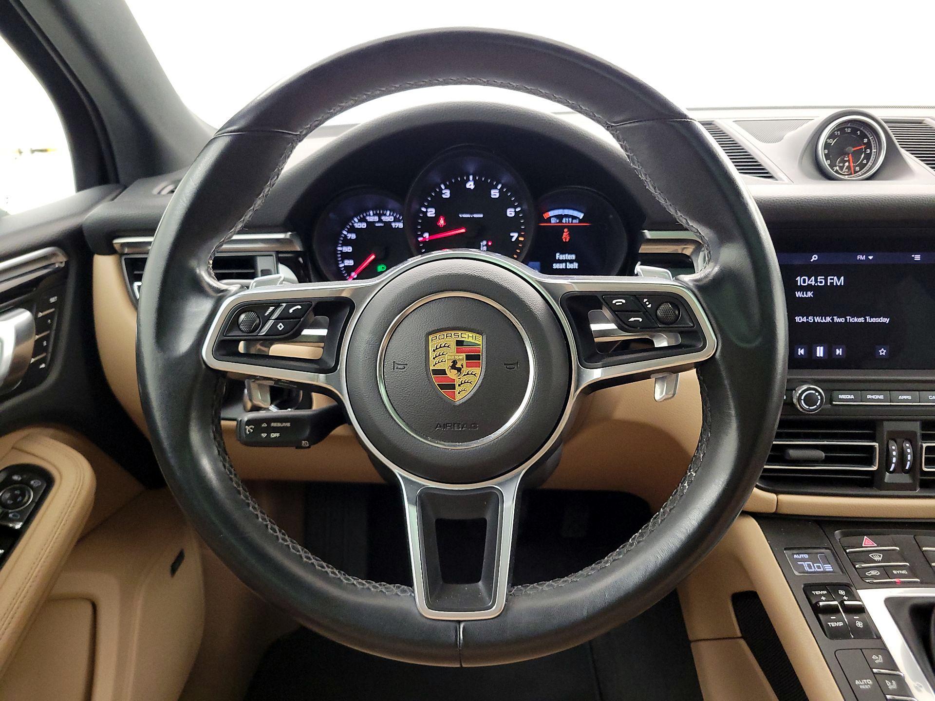 Thumbnail: 2021 Porsche Macan - 10
