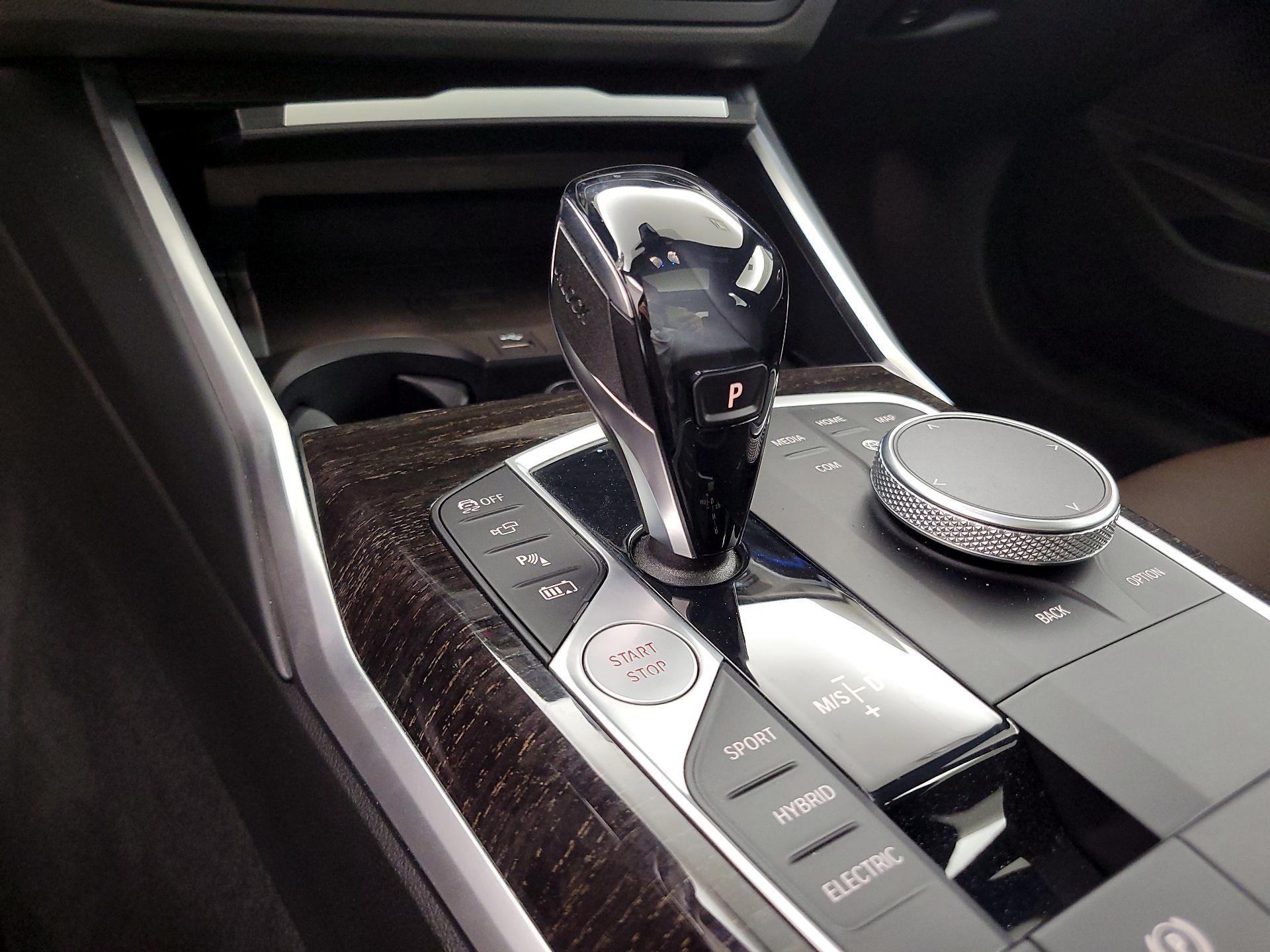 Thumbnail: 2021 BMW 3 Series - 18