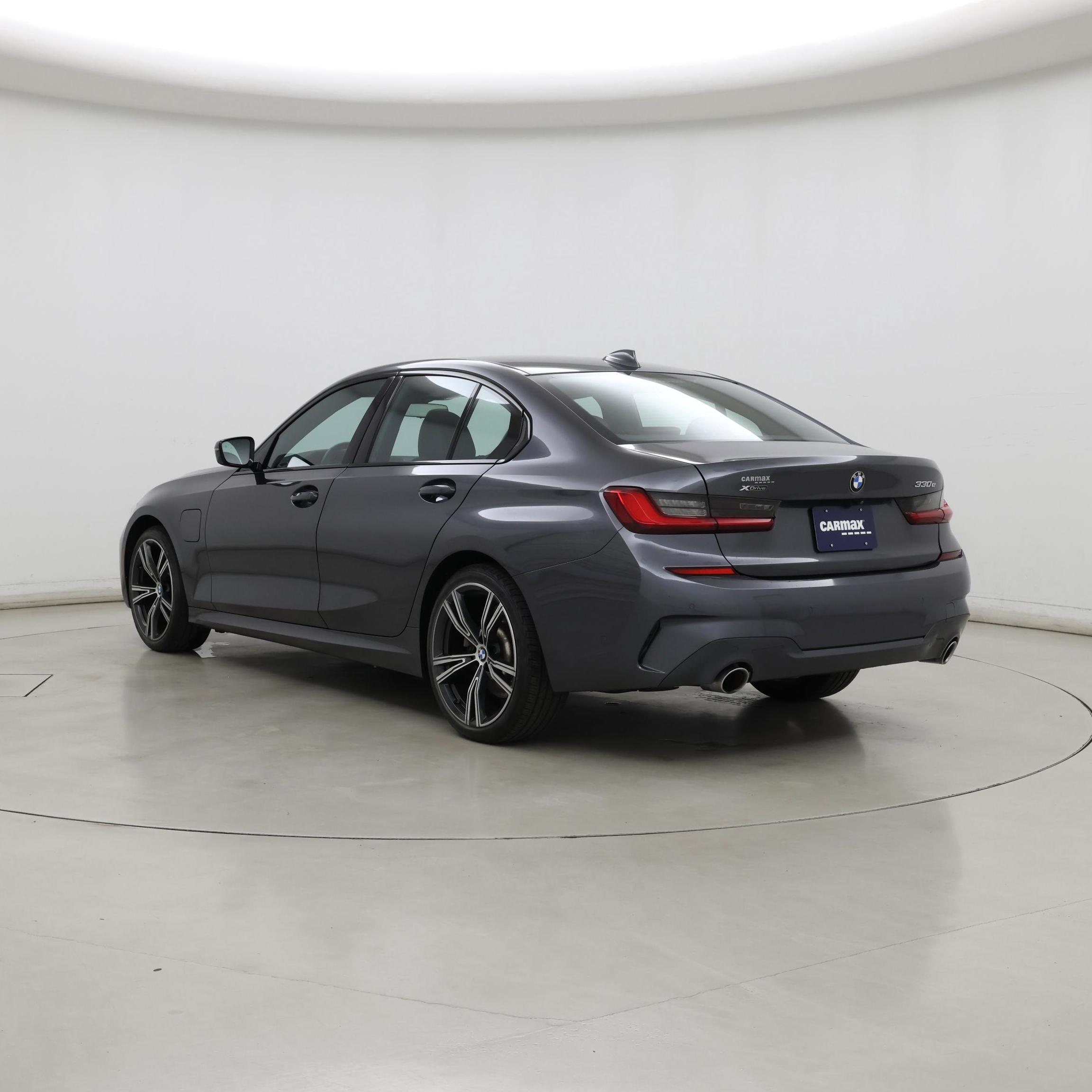 Thumbnail: 2021 BMW 3 Series - 2