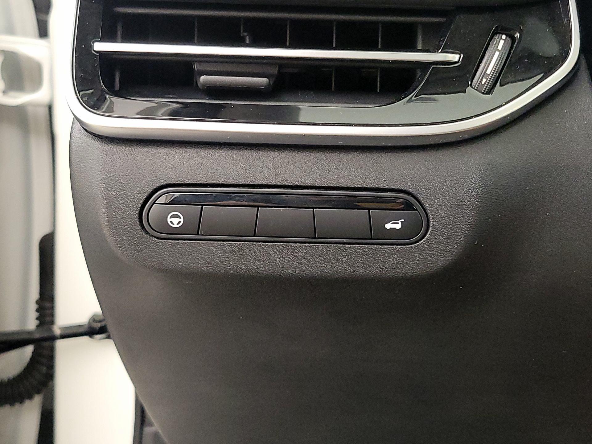 Thumbnail: 2022 INFINITI QX60 - 13
