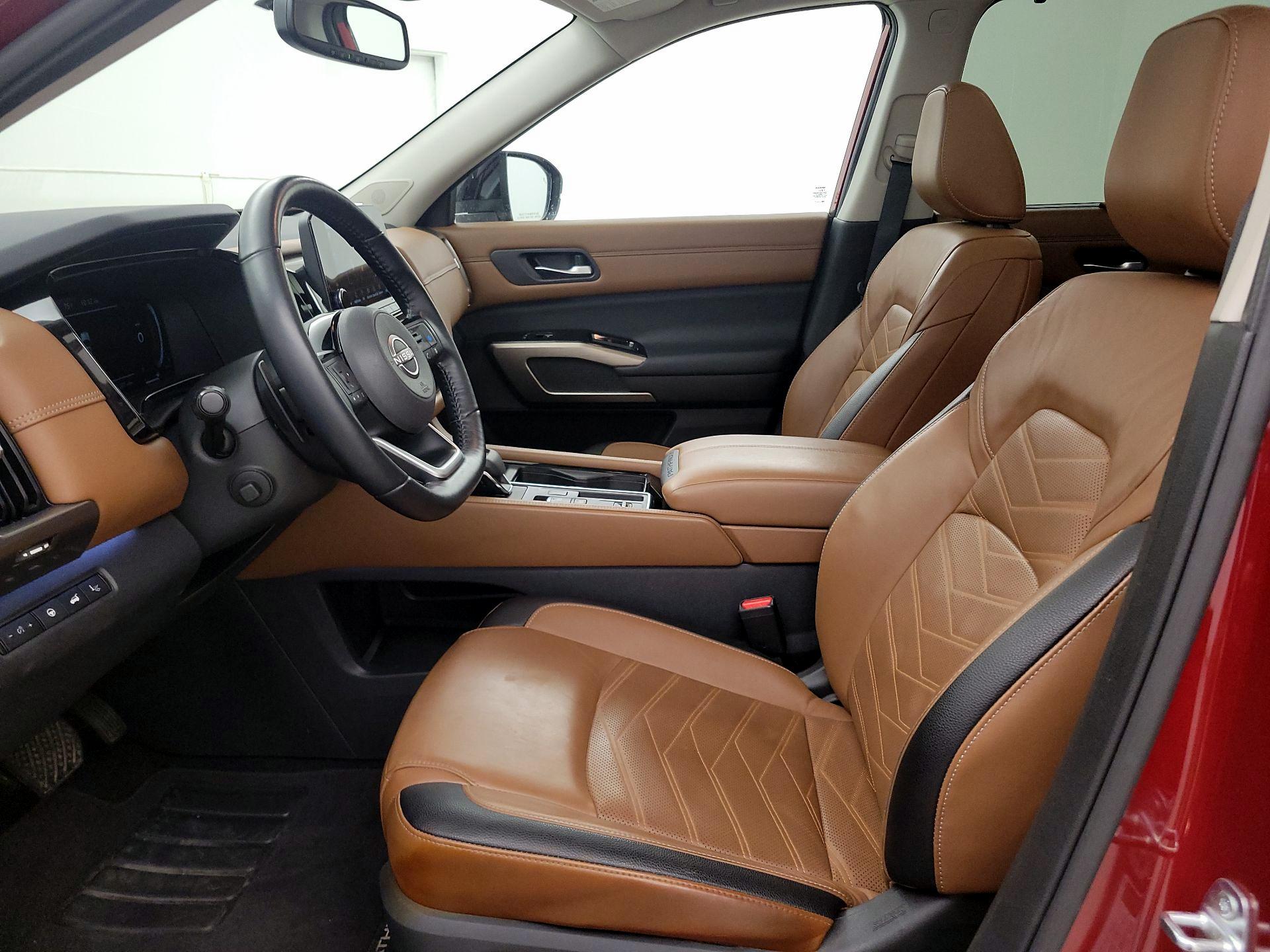 Thumbnail: 2022 Nissan Pathfinder - 11