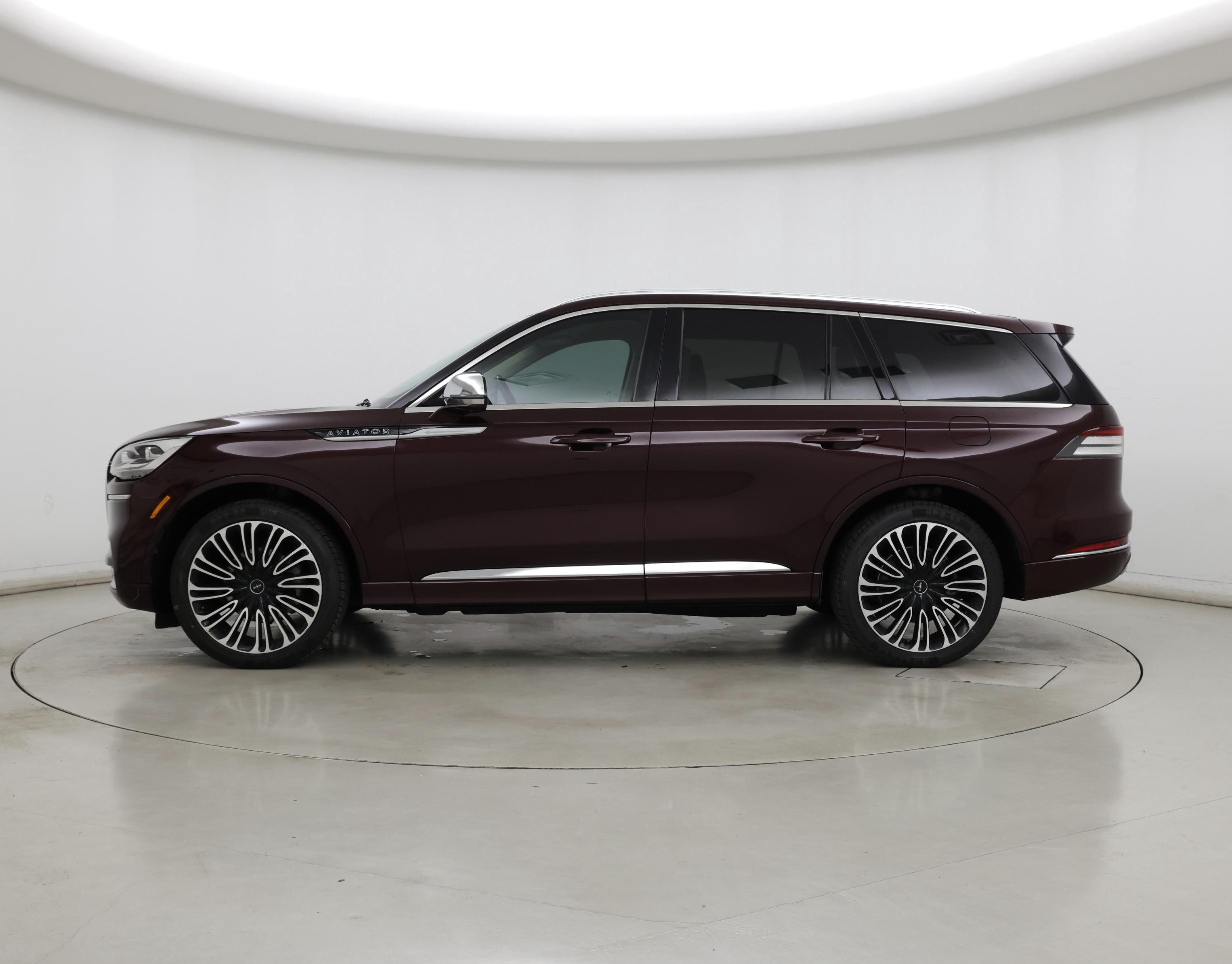 Thumbnail: 2020 Lincoln Aviator - 3