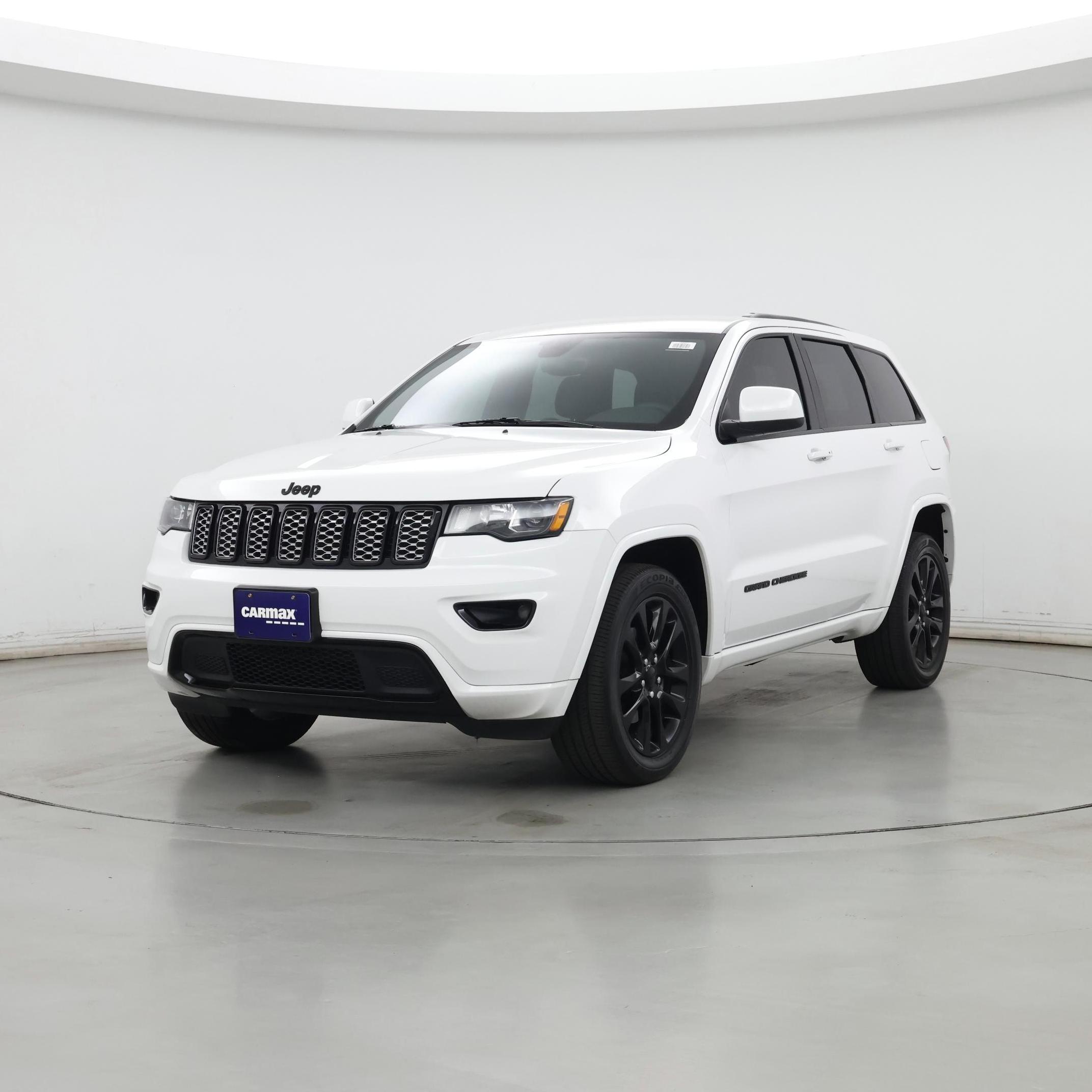 Thumbnail: 2017 Jeep Grand Cherokee - 4