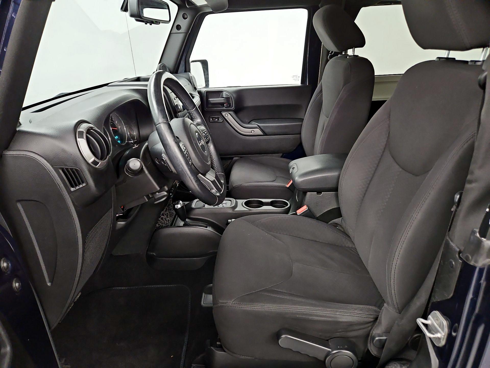 Thumbnail: 2013 Jeep Wrangler - 11
