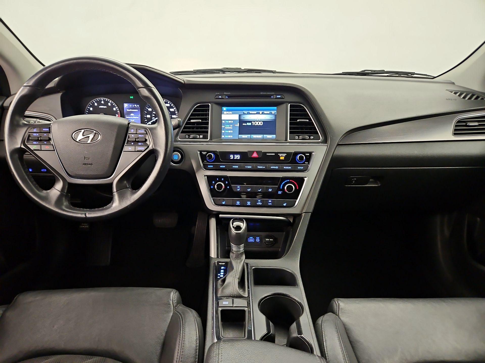 Thumbnail: 2017 Hyundai Sonata - 9