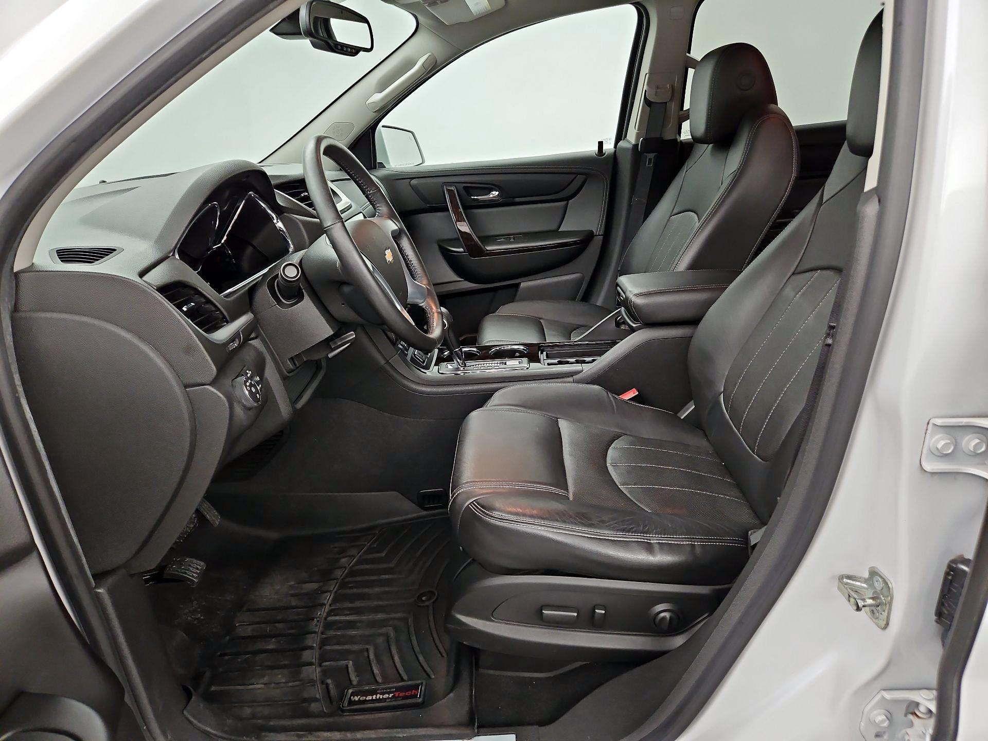 Thumbnail: 2017 Chevrolet Traverse - 11