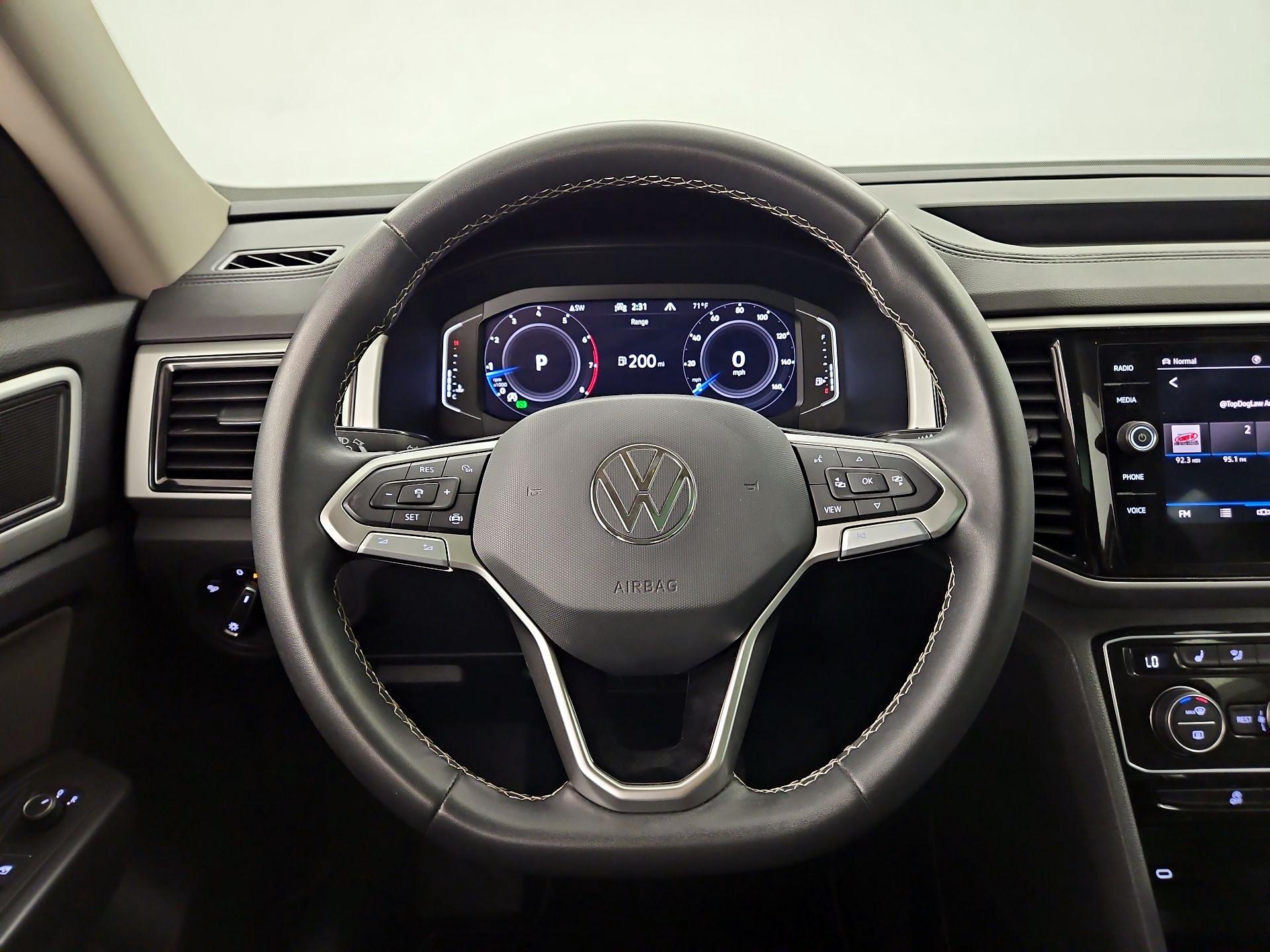 Thumbnail: 2023 Volkswagen Atlas - 10