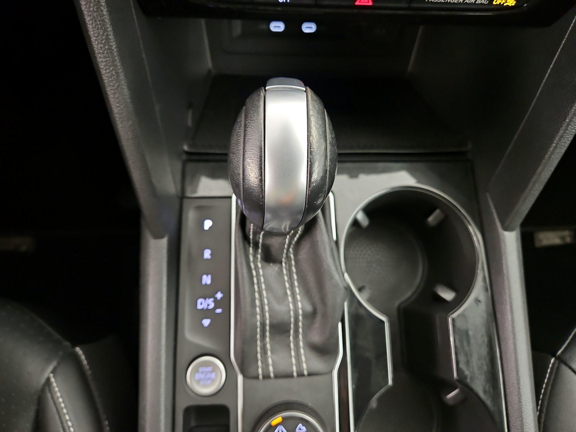 Thumbnail: 2023 Volkswagen Atlas - 17