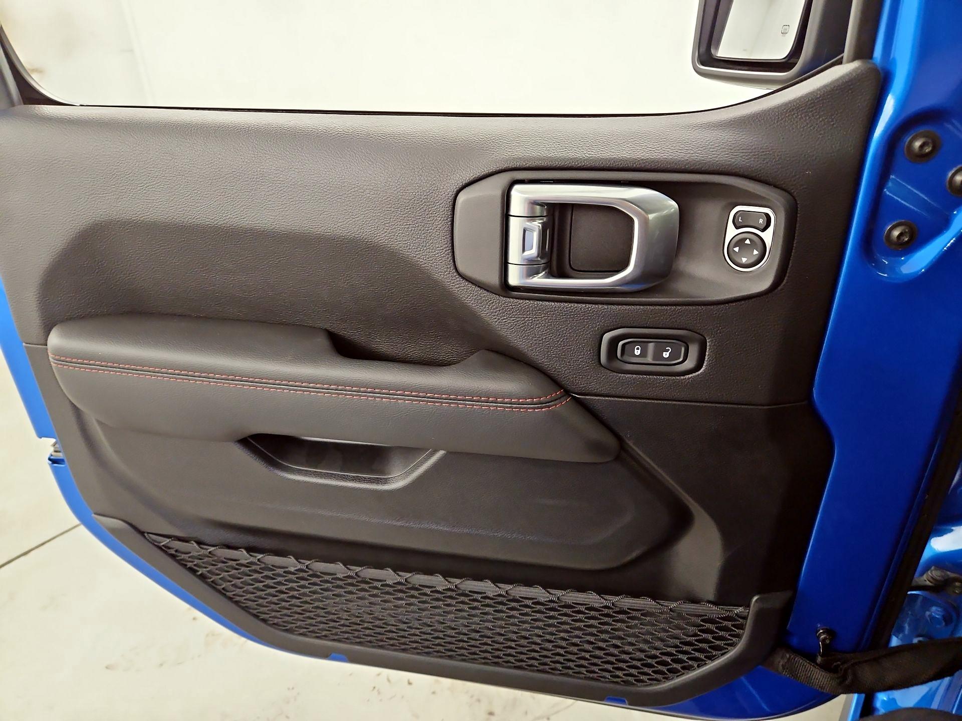 Thumbnail: 2021 Jeep Wrangler - 12