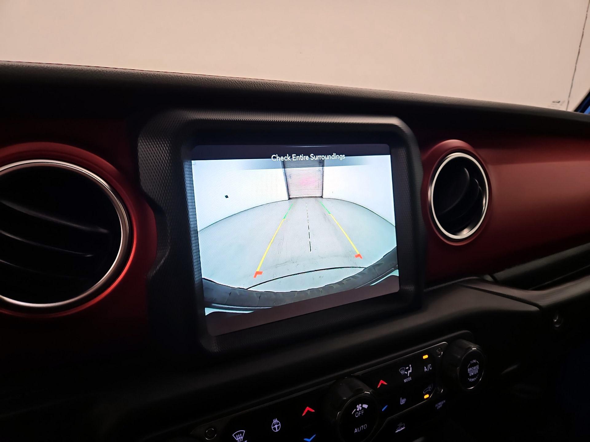 Thumbnail: 2021 Jeep Wrangler - 15