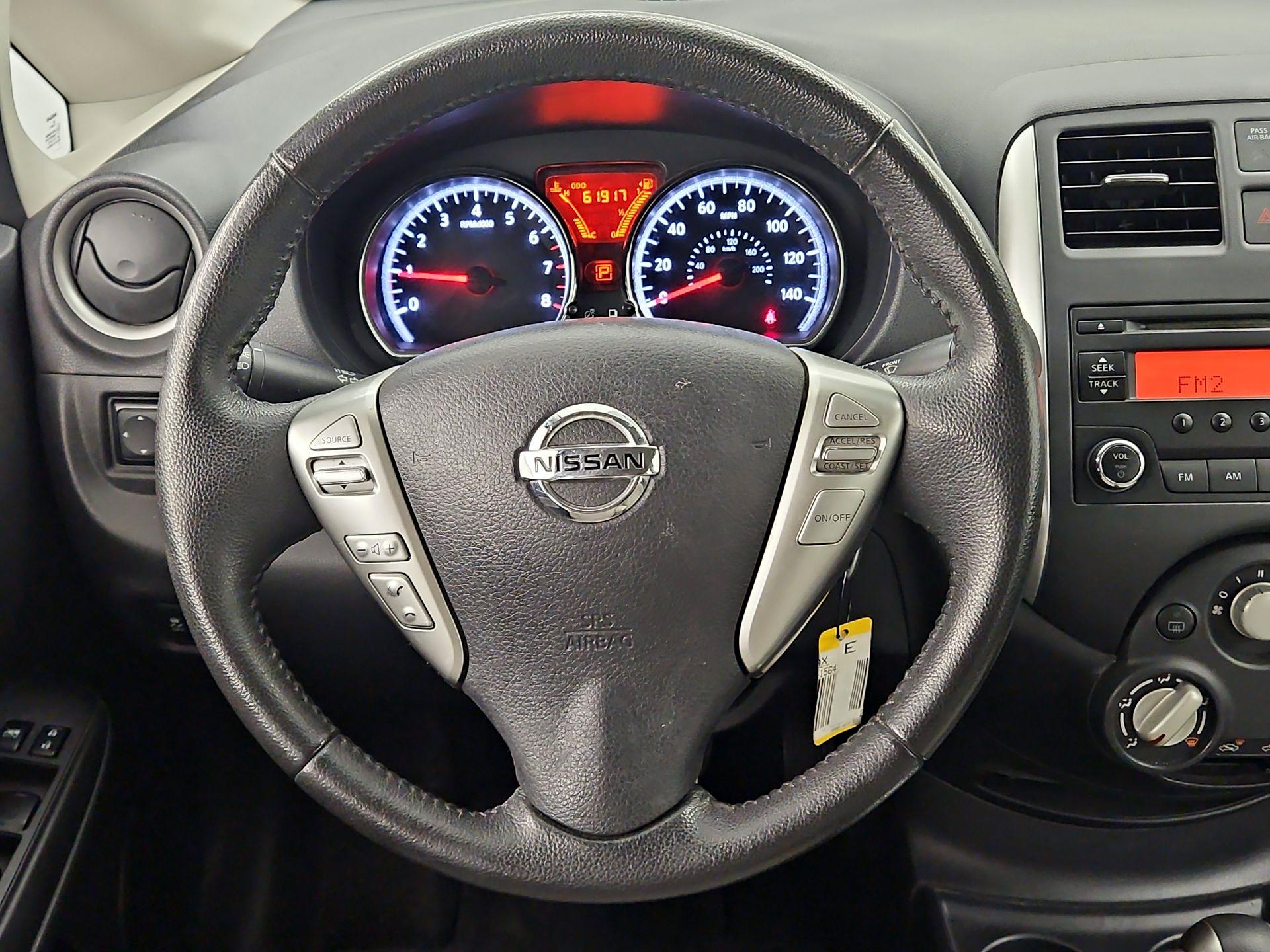 Thumbnail: 2014 Nissan Versa Note - 10