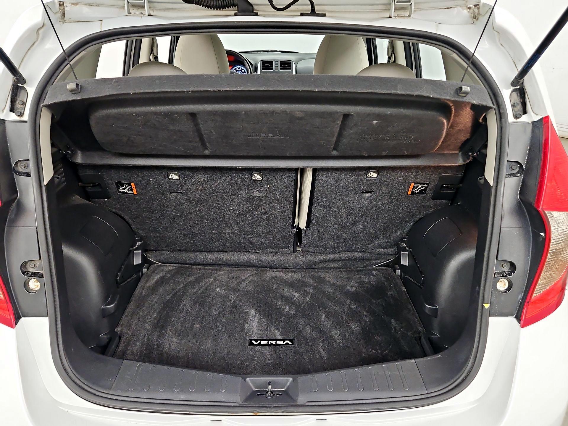 Thumbnail: 2014 Nissan Versa Note - 19