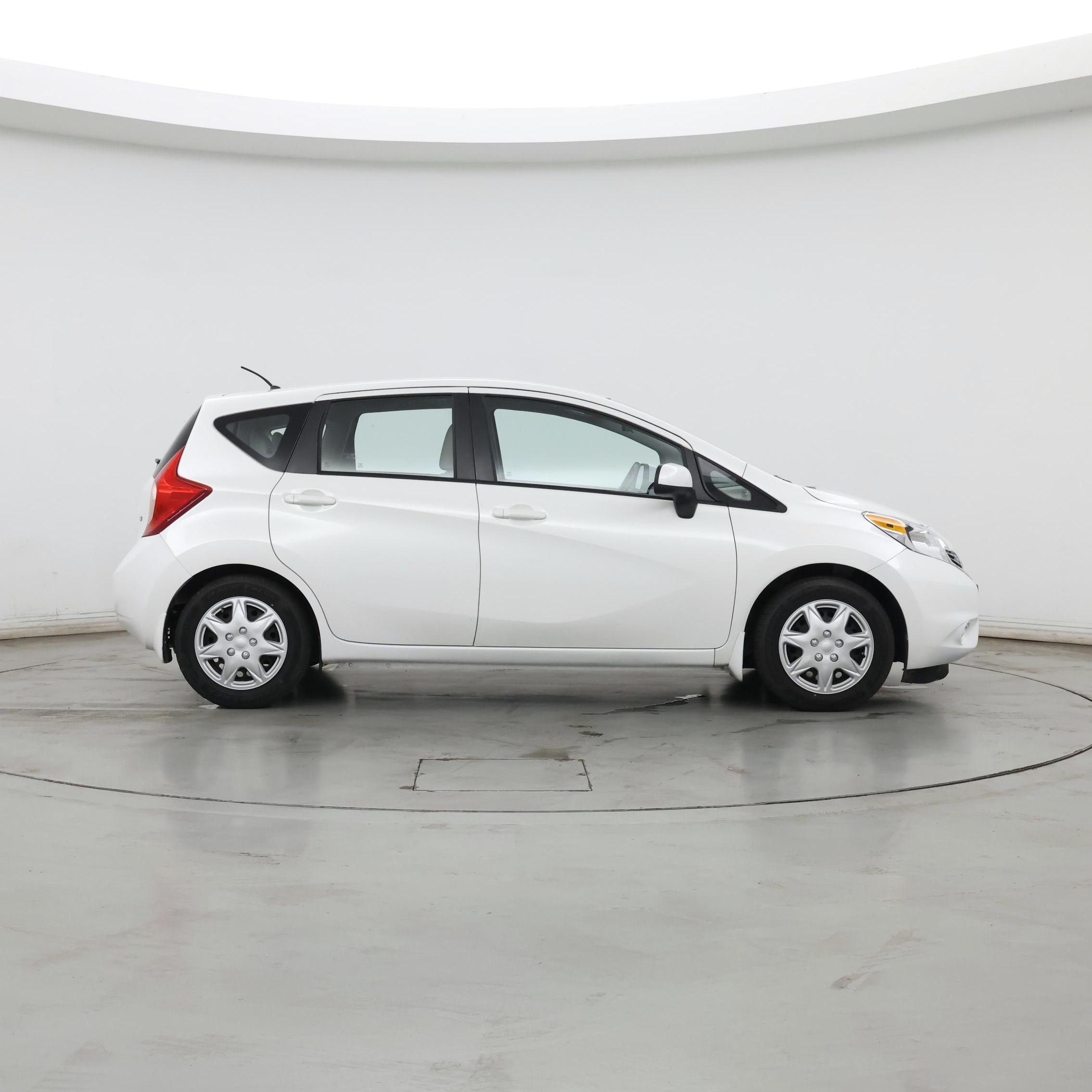 Thumbnail: 2014 Nissan Versa Note - 7