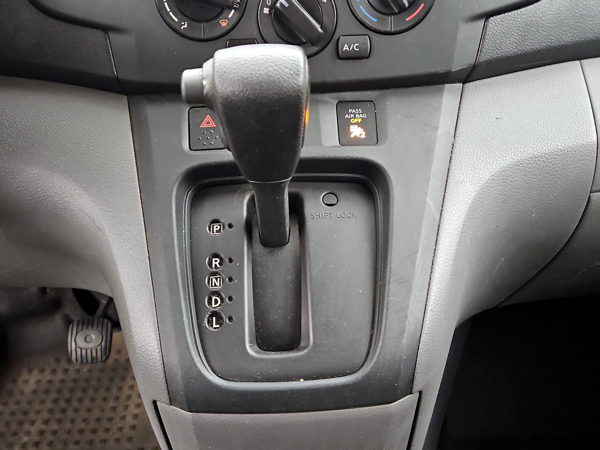 Thumbnail: 2015 Chevrolet City Express - 16