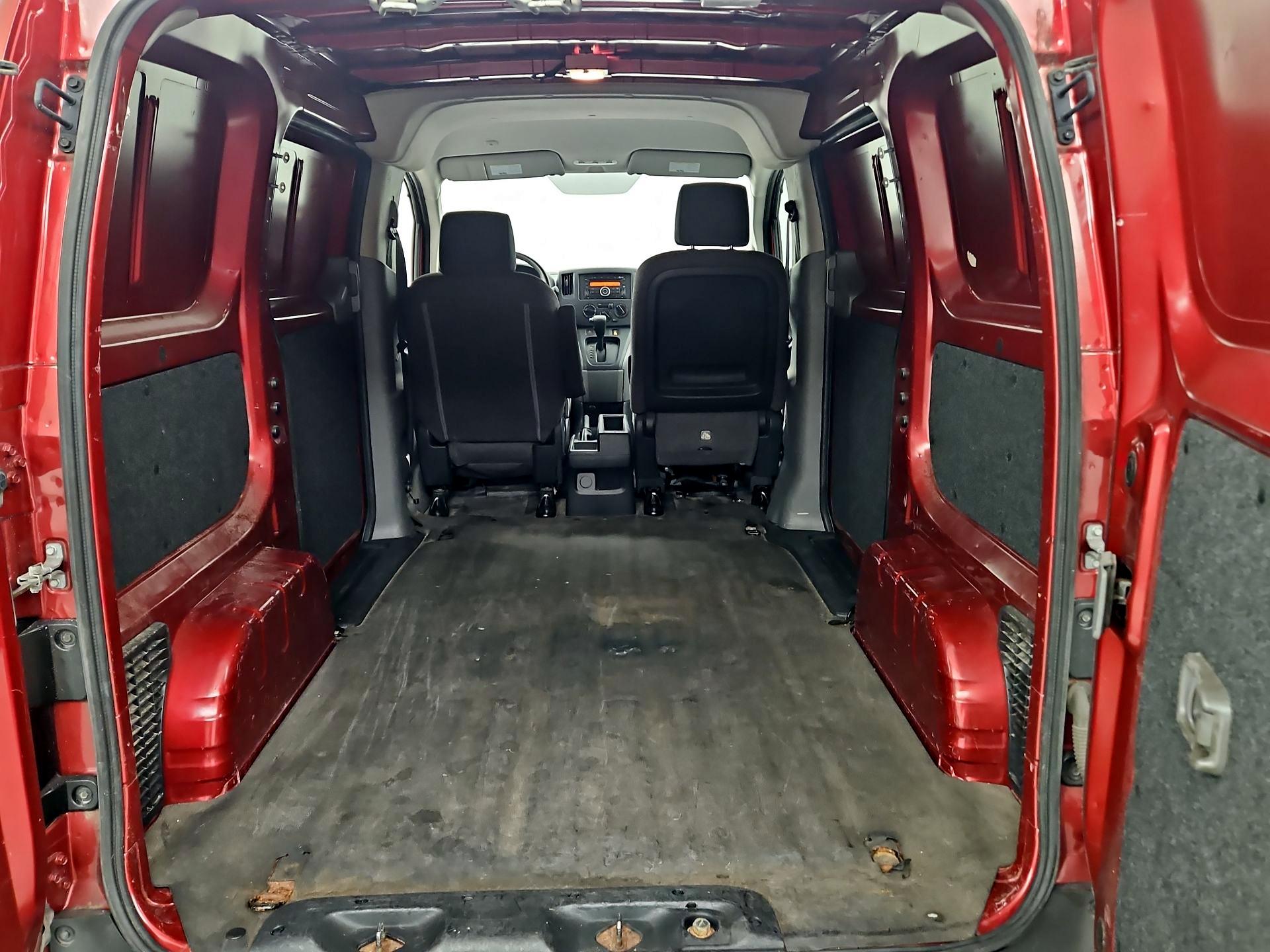 Thumbnail: 2015 Chevrolet City Express - 18