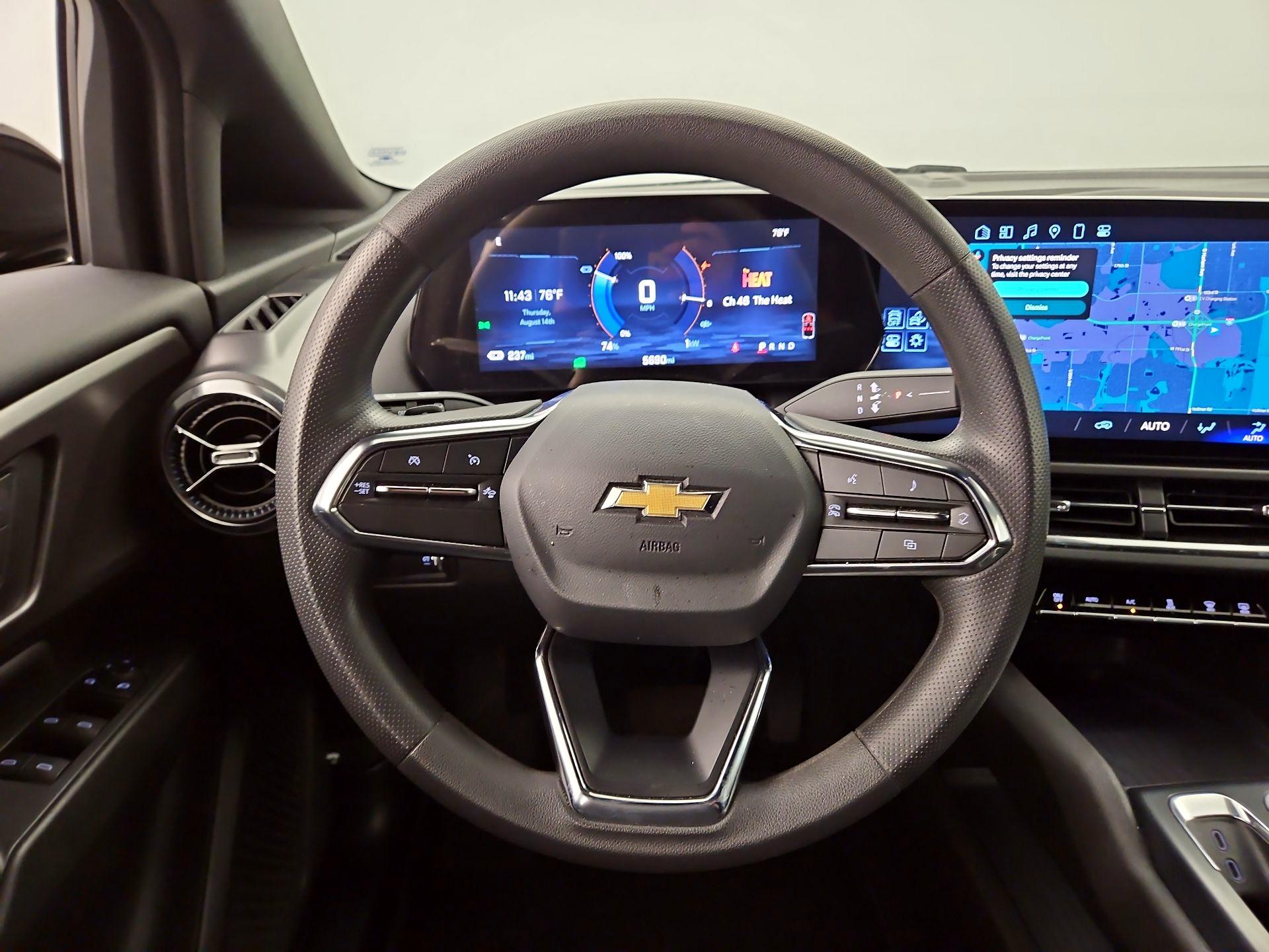 Thumbnail: 2025 Chevrolet Equinox - 10