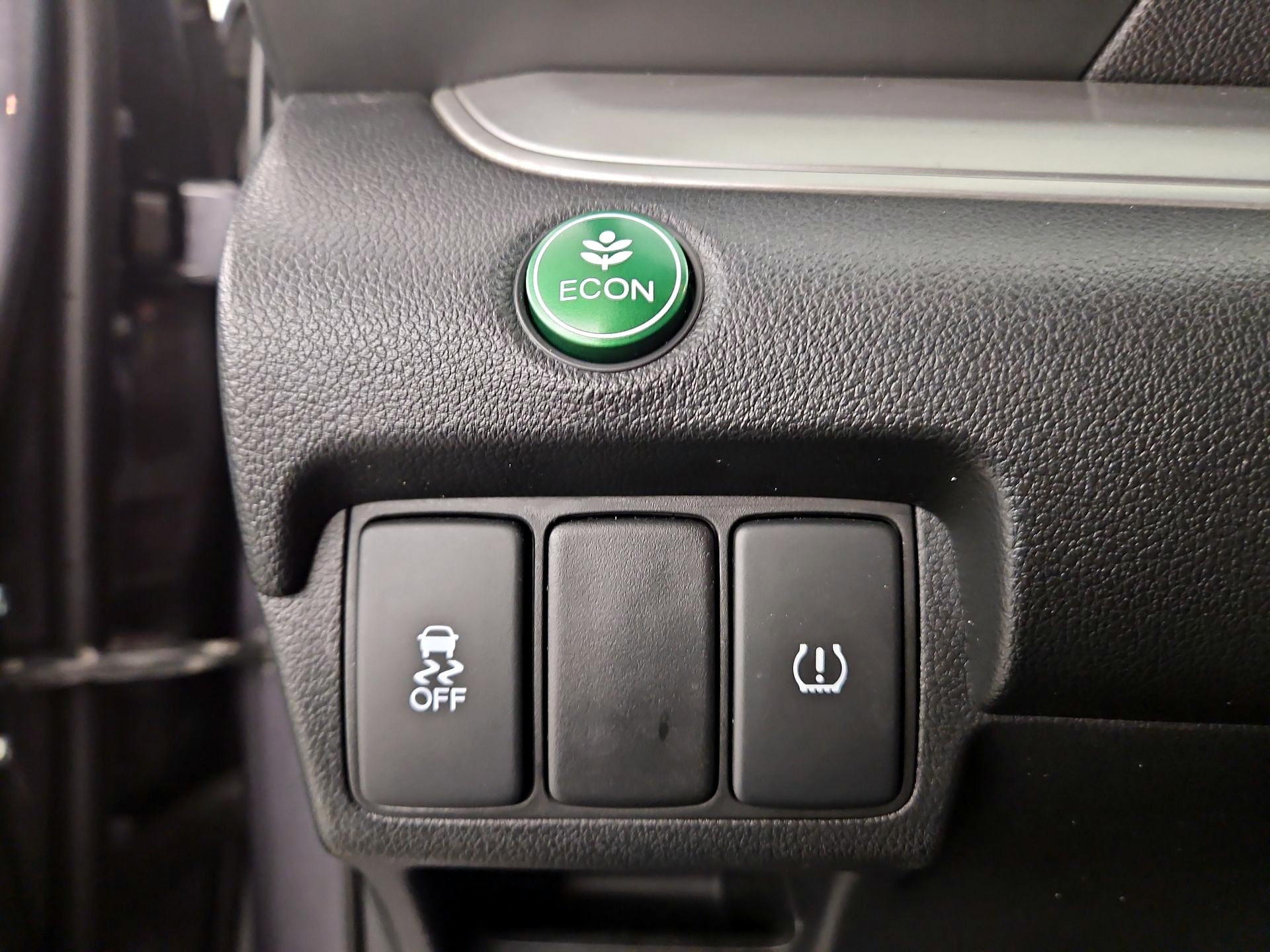 Thumbnail: 2016 Honda CR-V - 13