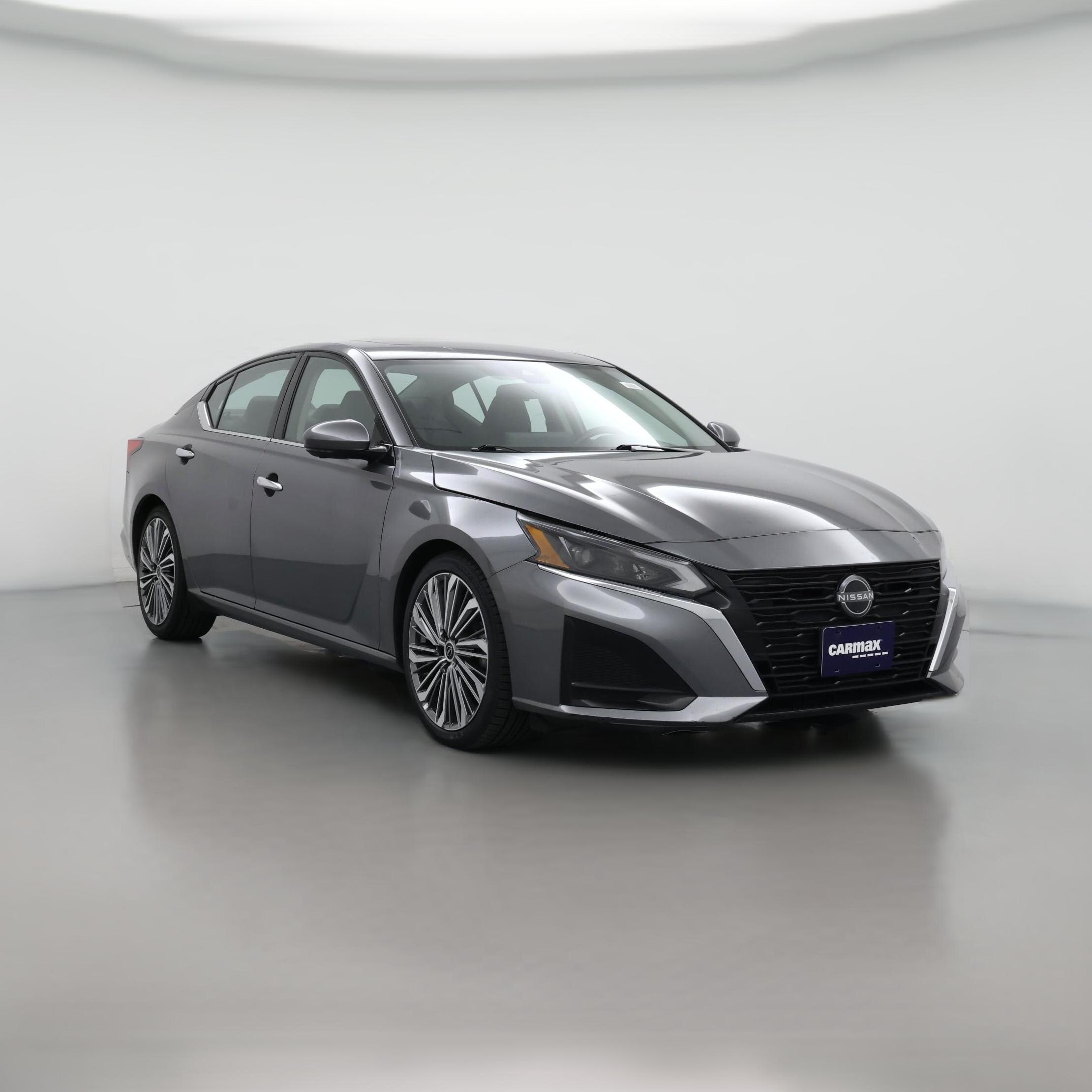 Thumbnail: 2023 Nissan Altima - 1