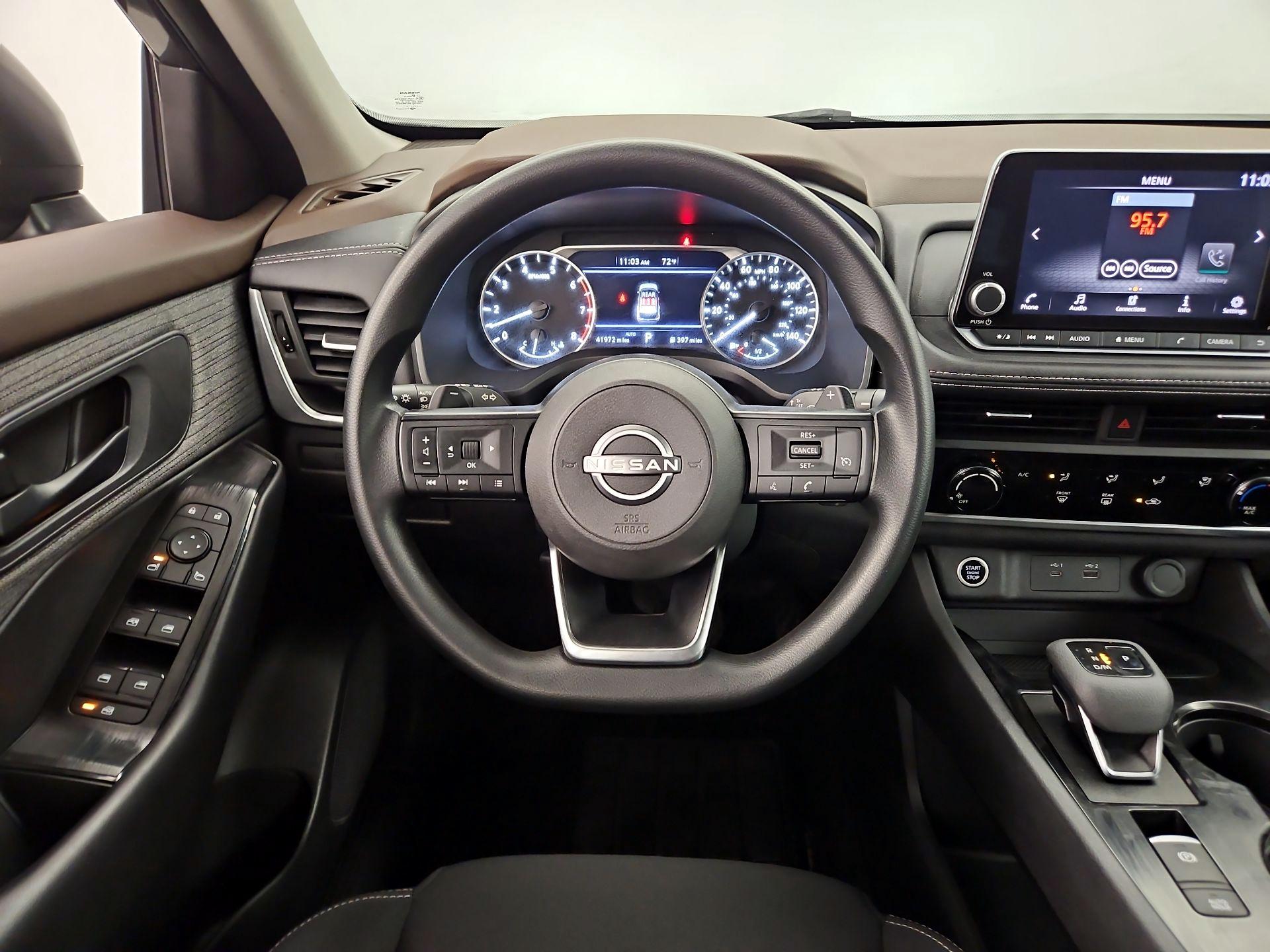 Thumbnail: 2023 Nissan Rogue - 10