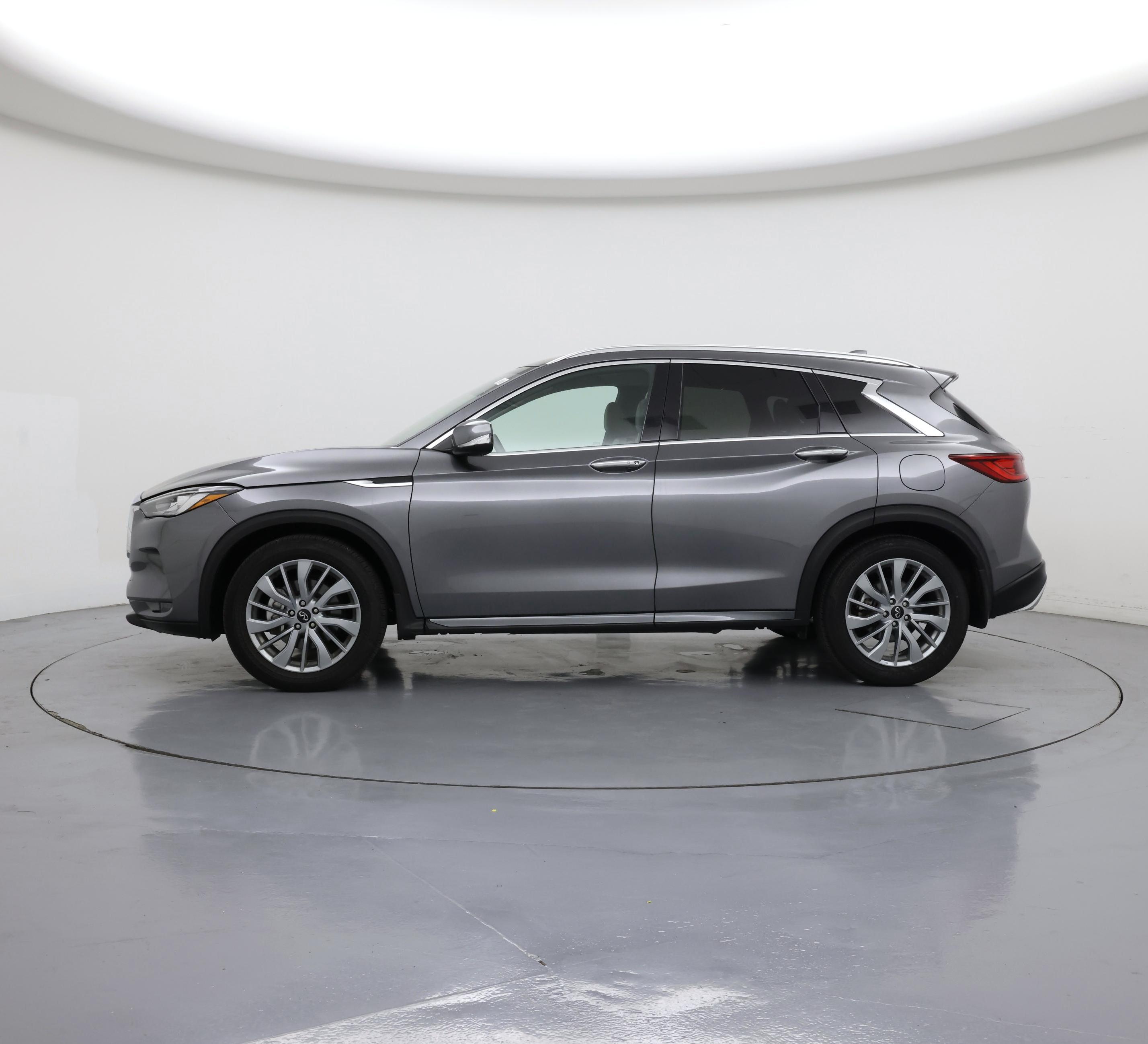 Thumbnail: 2023 INFINITI QX50 - 3