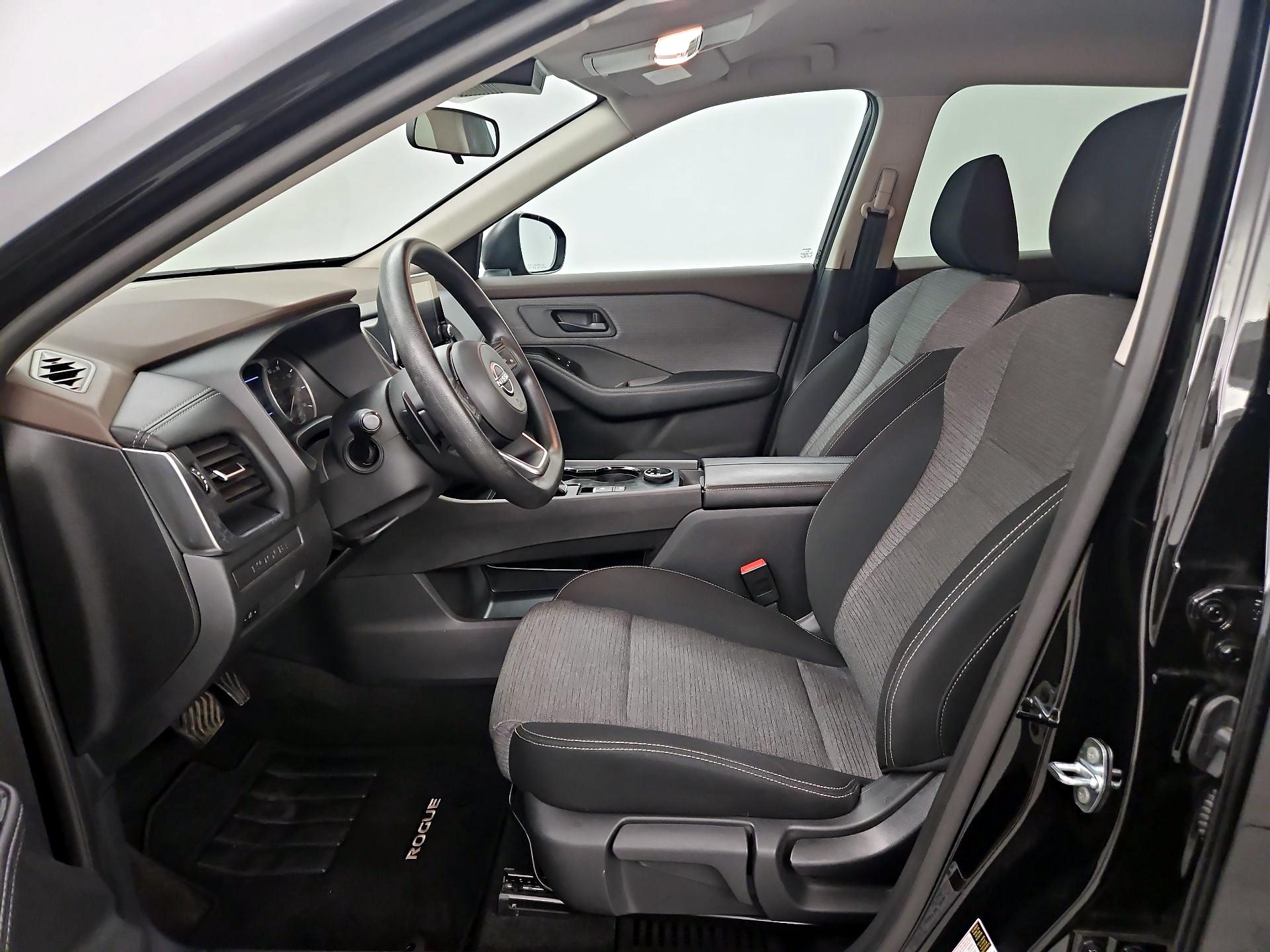 Thumbnail: 2022 Nissan Rogue - 11