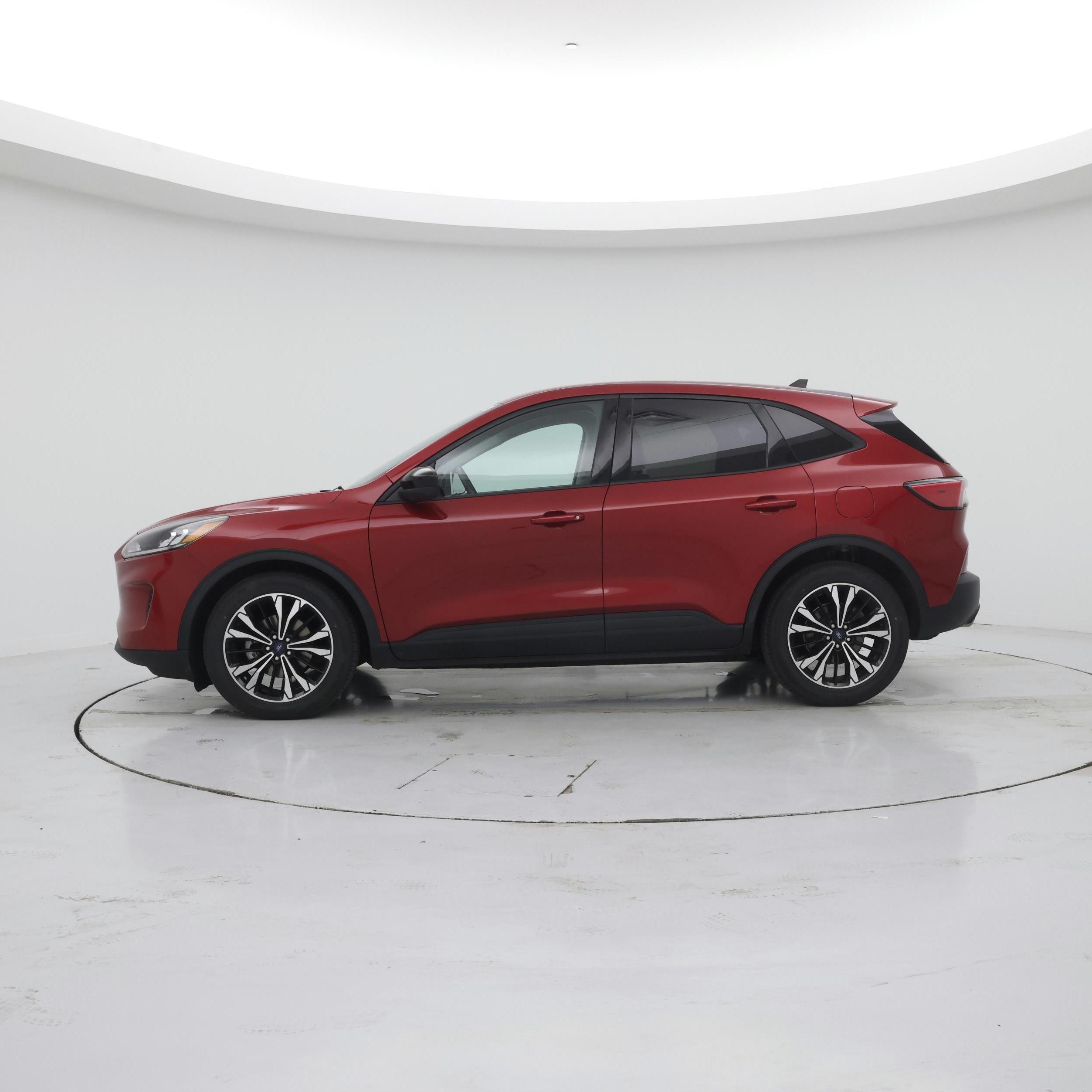 Thumbnail: 2022 Ford Escape - 3