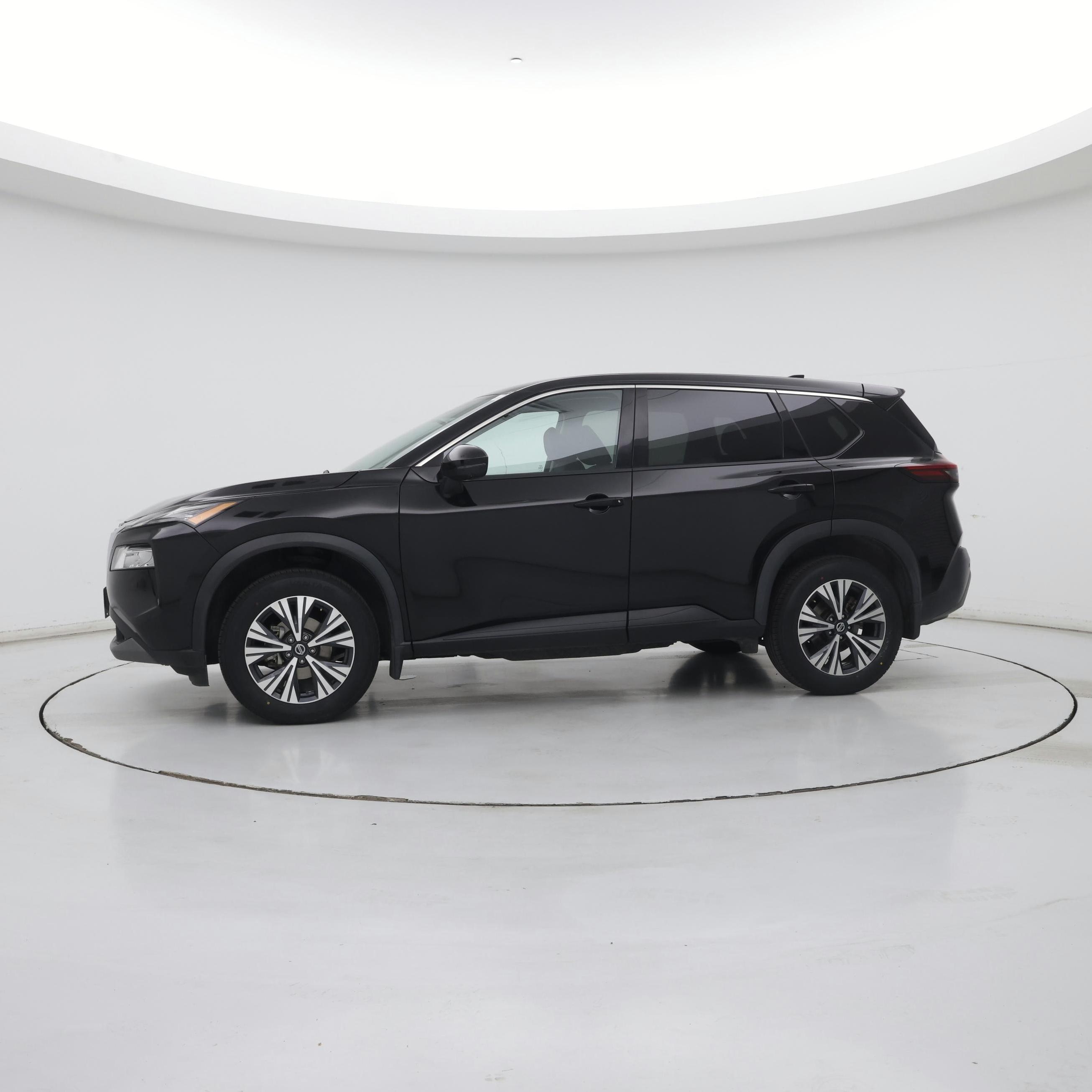 Thumbnail: 2021 Nissan Rogue - 3