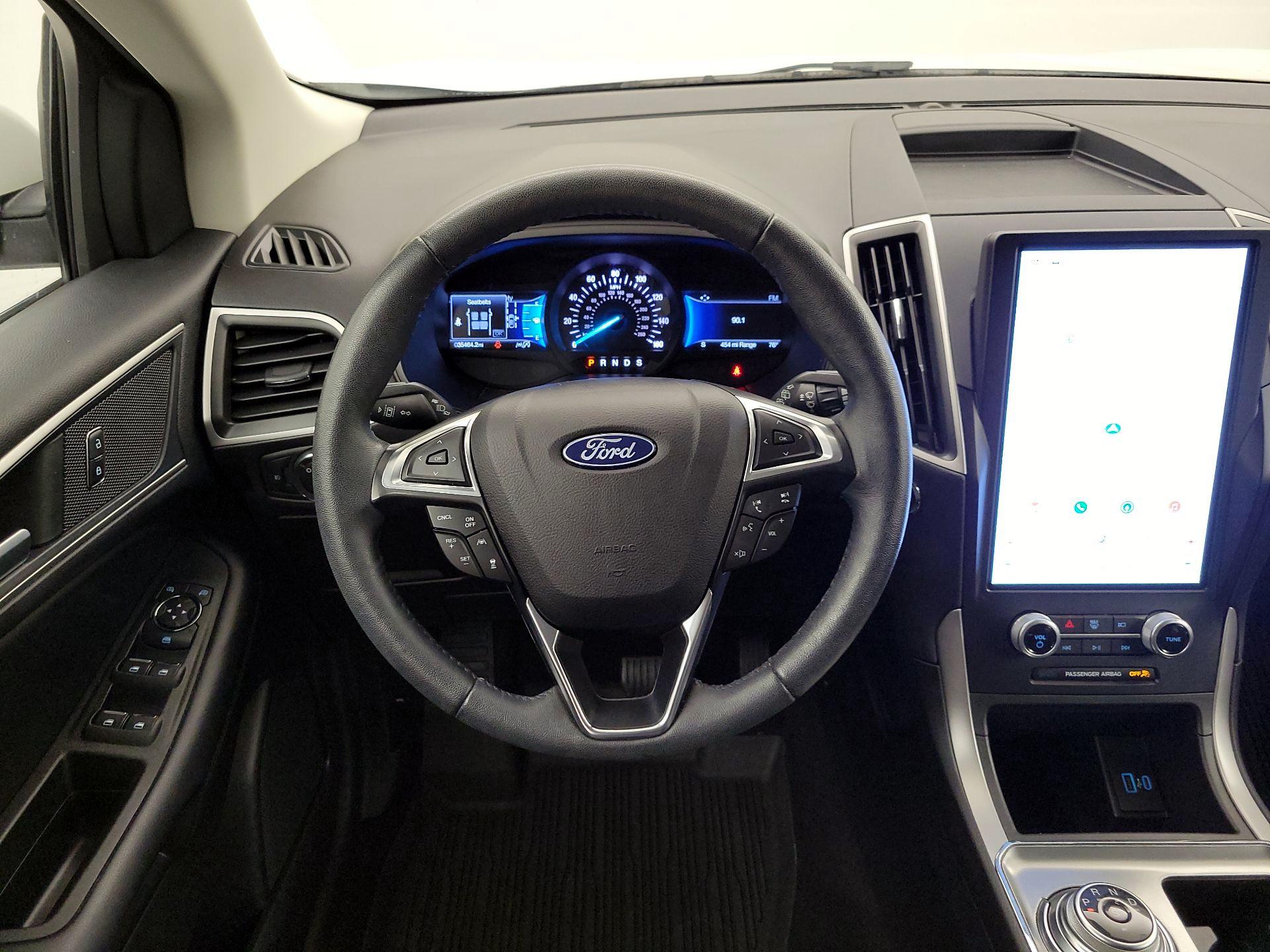 Thumbnail: 2022 Ford Edge - 10