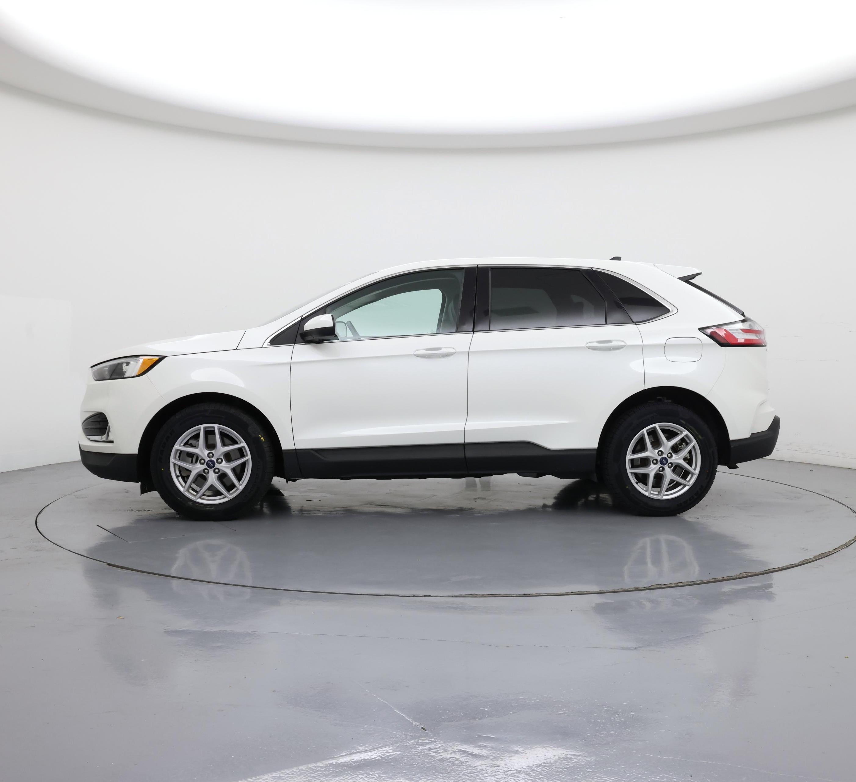 Thumbnail: 2022 Ford Edge - 3
