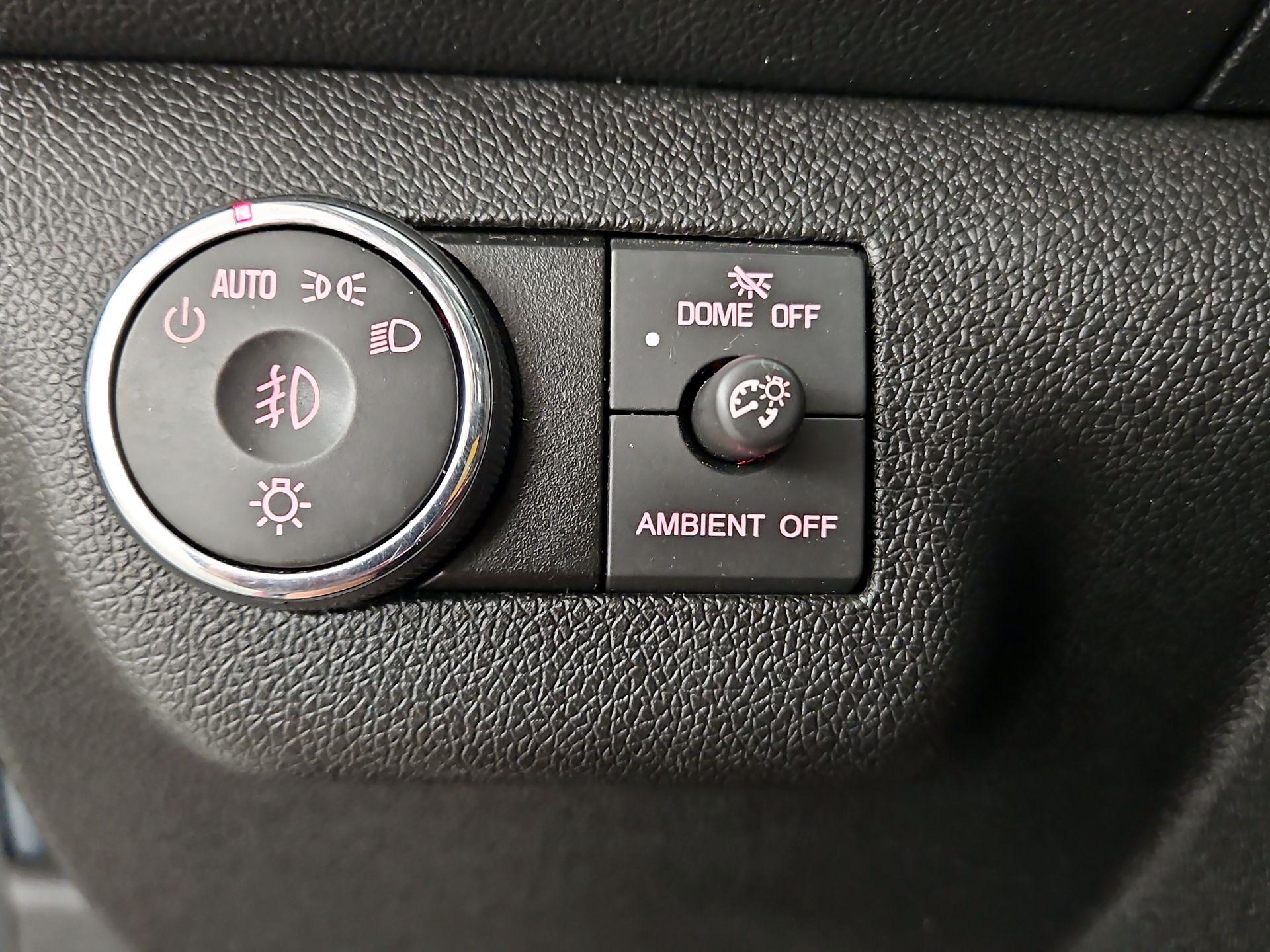 Thumbnail: 2015 GMC Acadia - 13