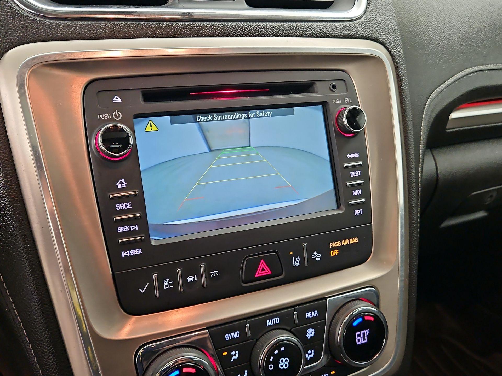 Thumbnail: 2015 GMC Acadia - 15