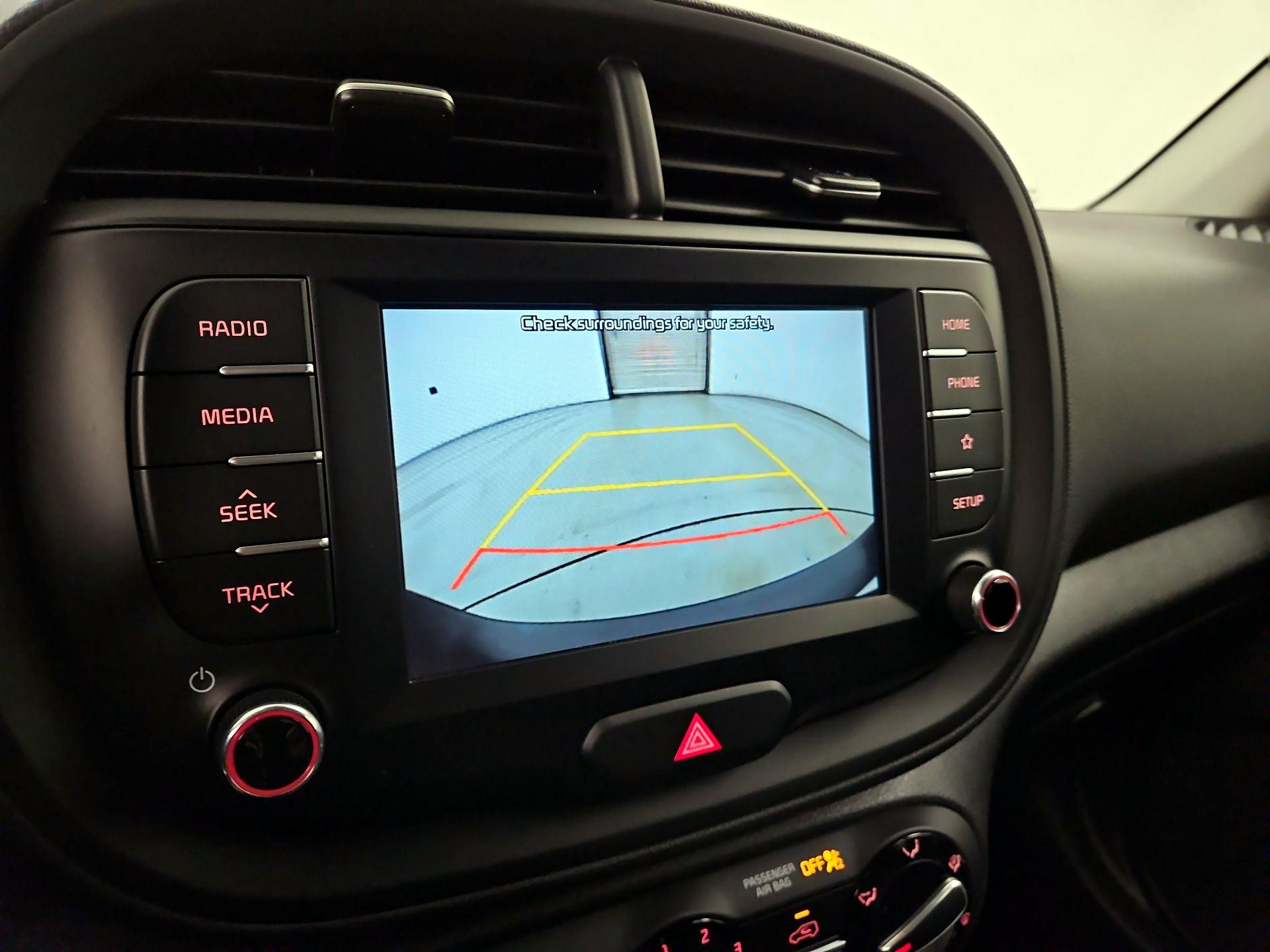 Thumbnail: 2020 Kia Soul - 14