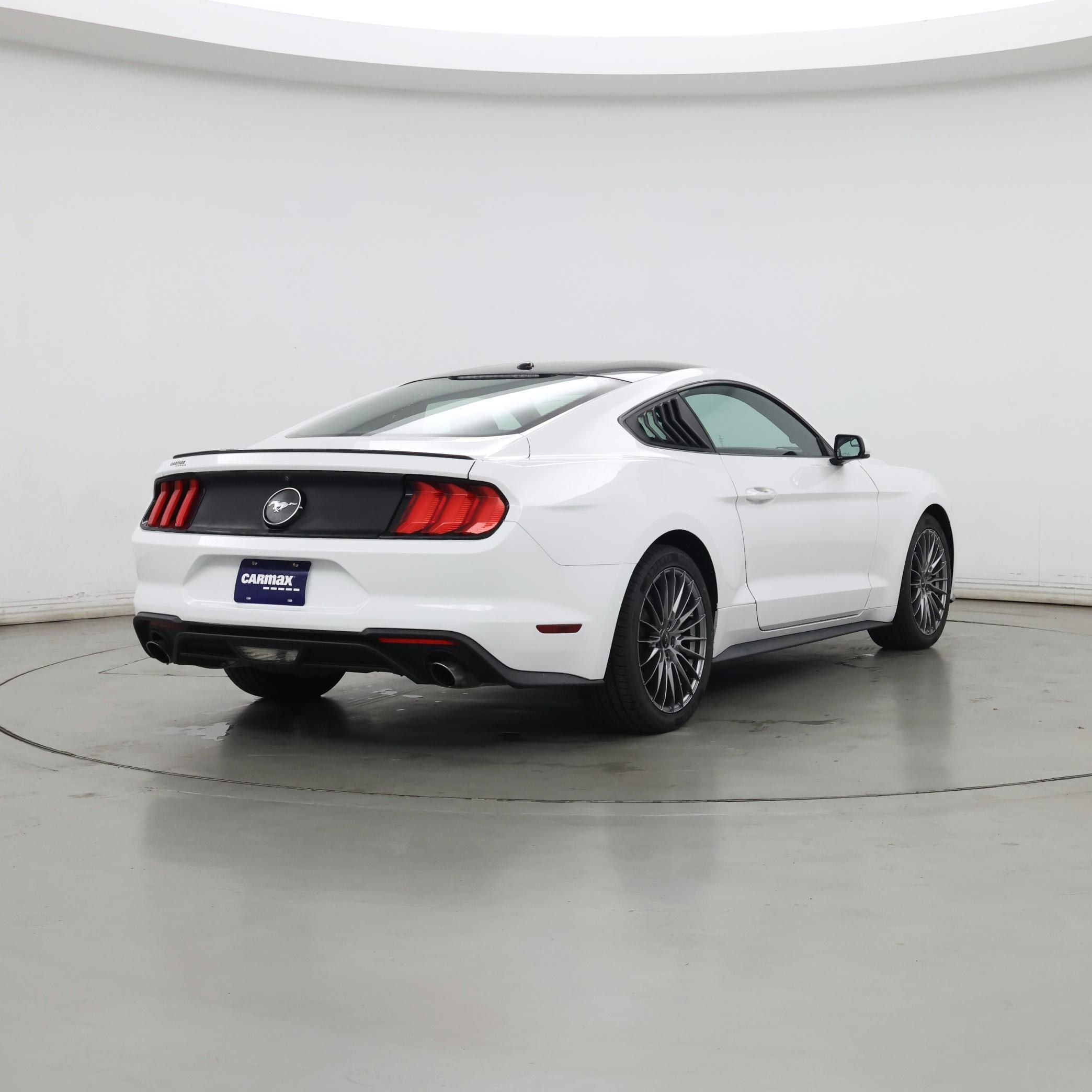 Thumbnail: 2019 Ford Mustang - 8