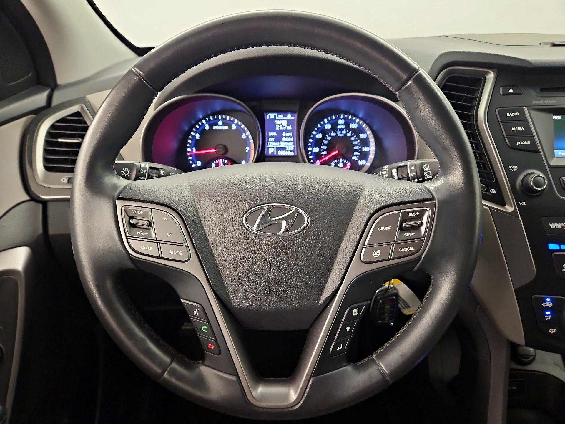 Thumbnail: 2014 Hyundai Santa Fe - 10
