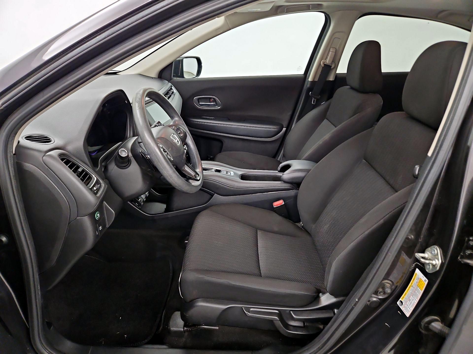 Thumbnail: 2018 Honda HR-V - 11