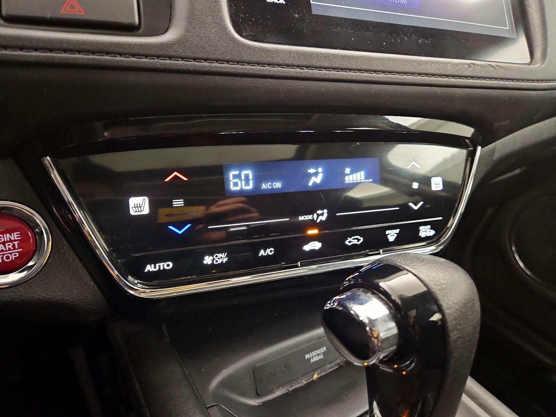 Thumbnail: 2018 Honda HR-V - 16