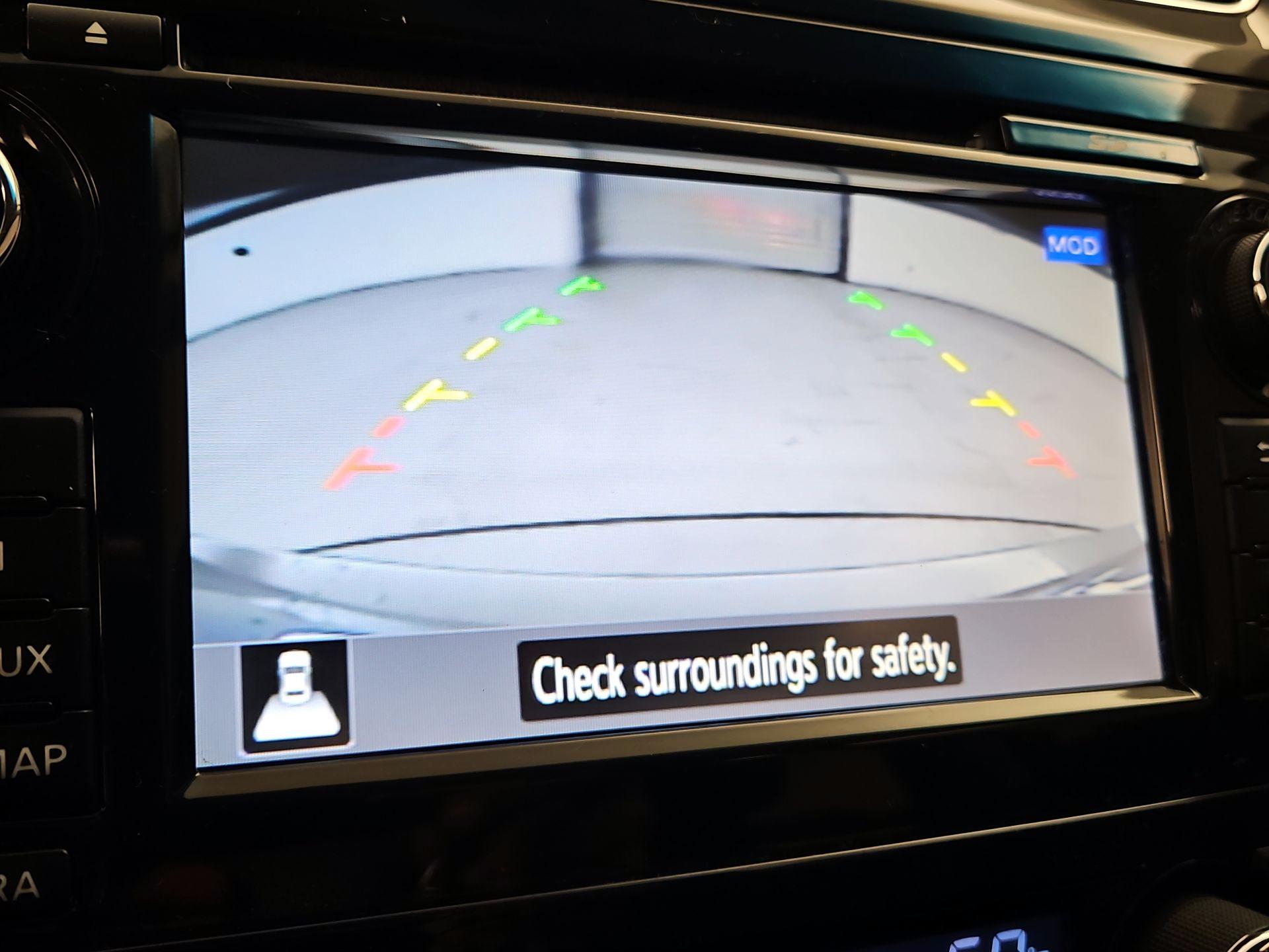 Thumbnail: 2015 Nissan Altima - 15
