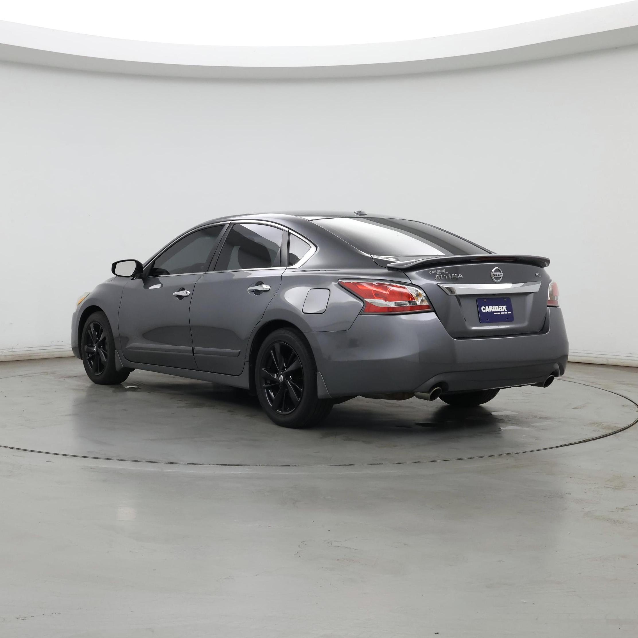 Thumbnail: 2015 Nissan Altima - 2