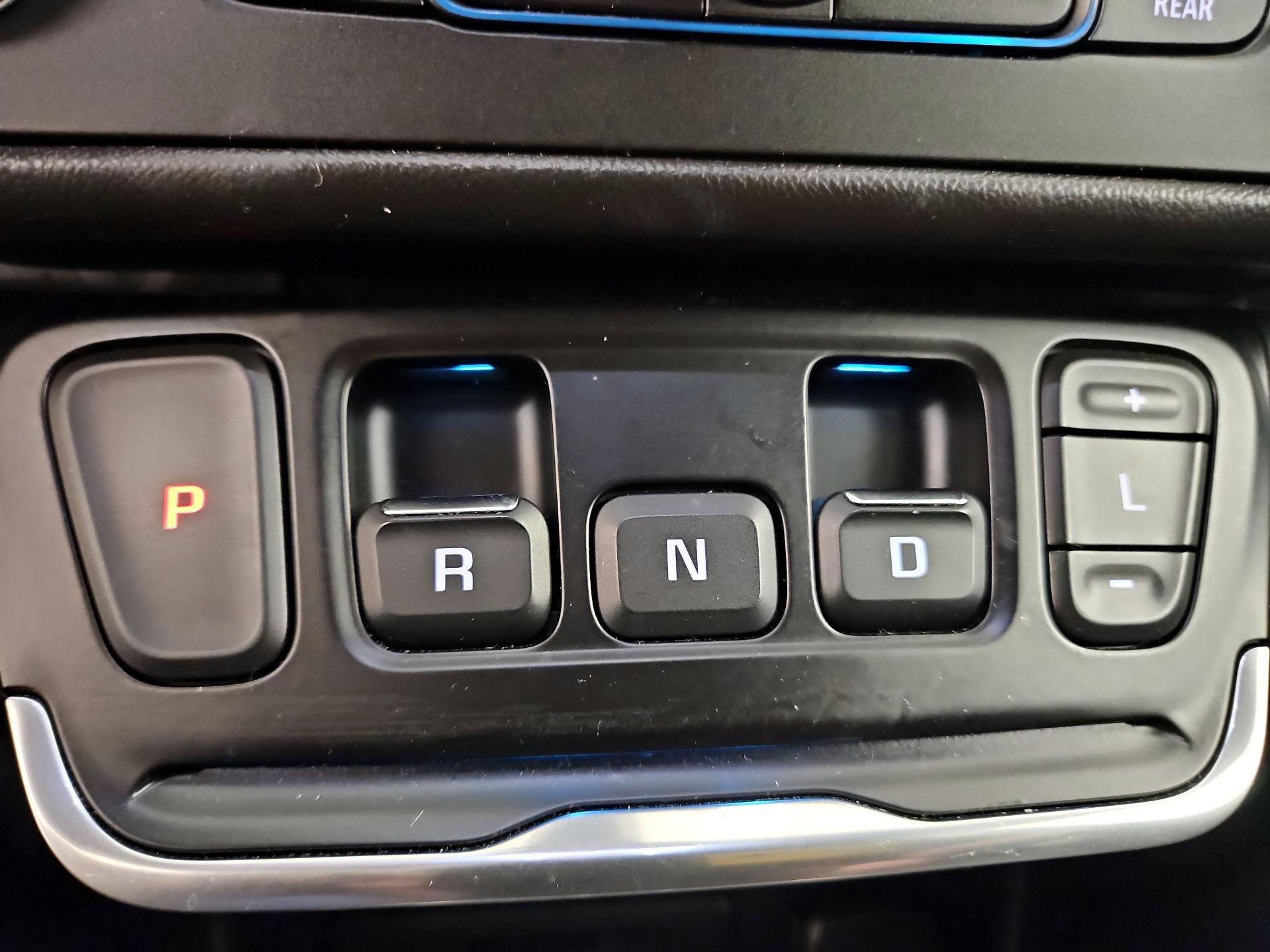 Thumbnail: 2020 GMC Terrain - 18