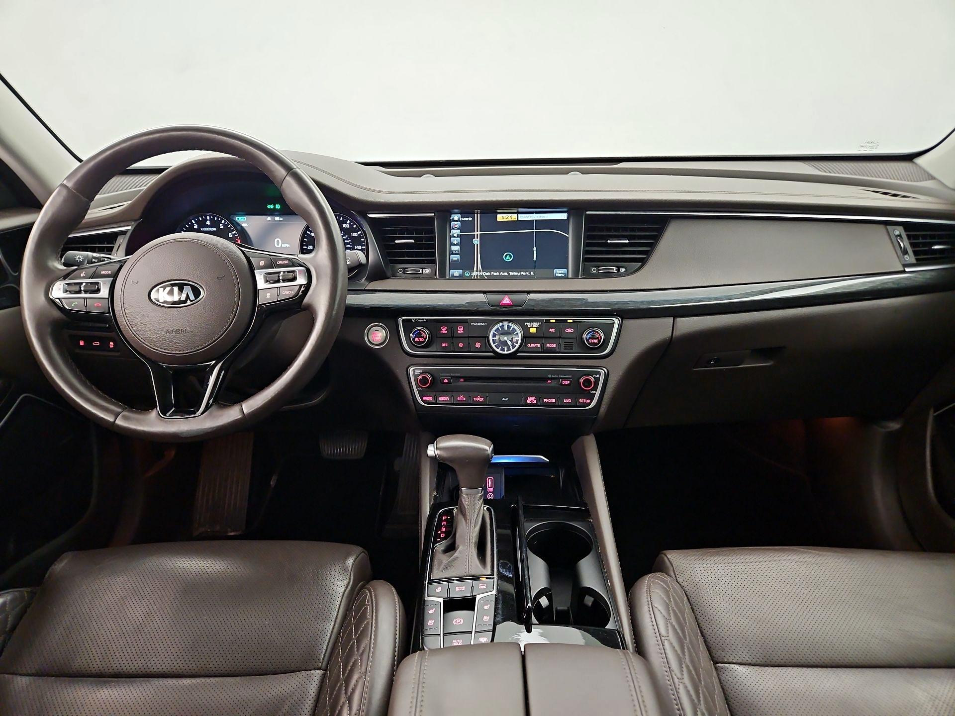 Thumbnail: 2017 Kia Cadenza - 9