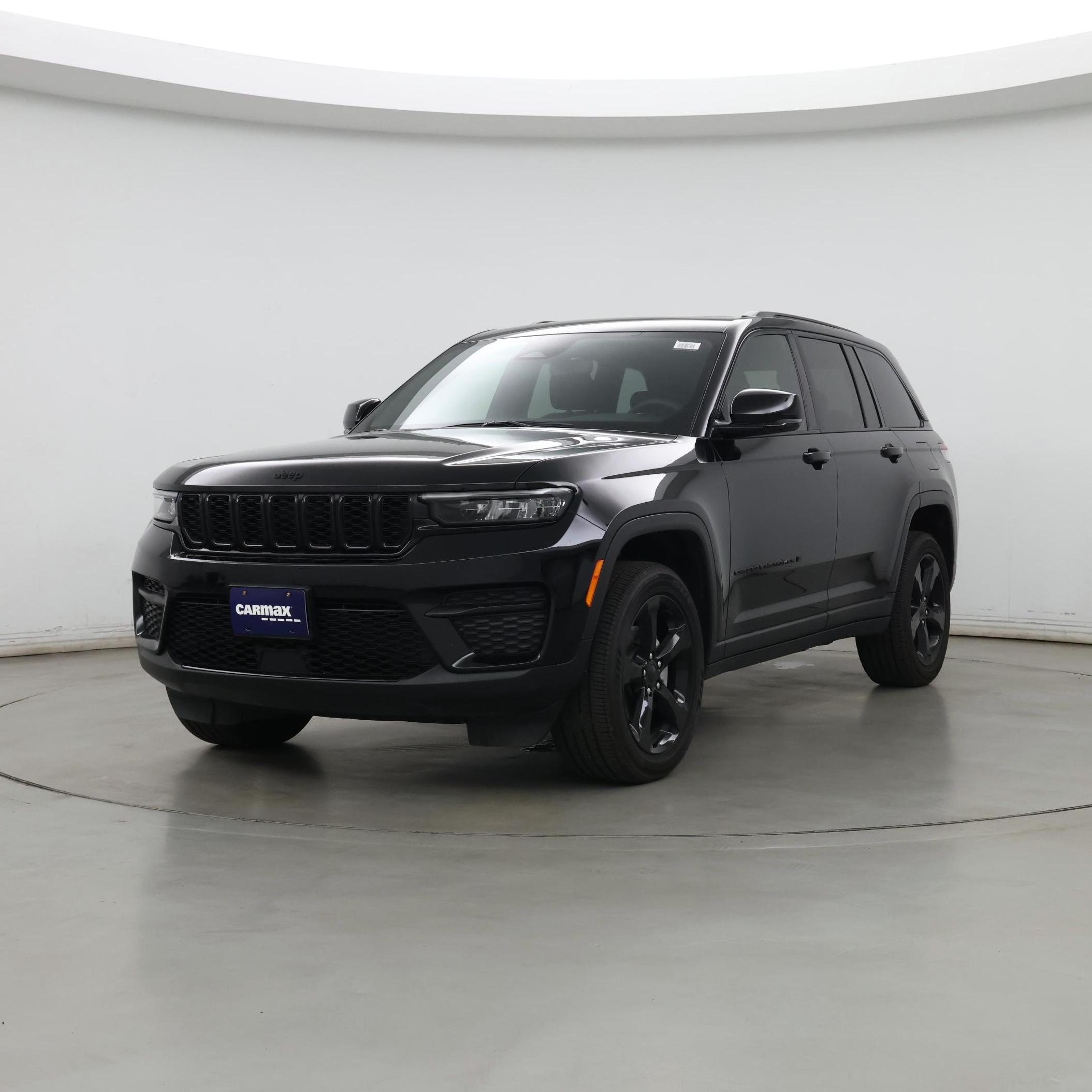 Thumbnail: 2023 Jeep Grand Cherokee - 4