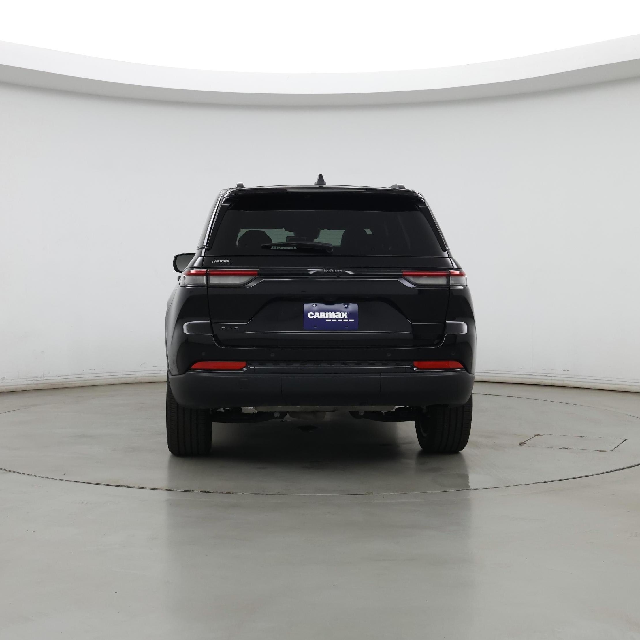 Thumbnail: 2023 Jeep Grand Cherokee - 6
